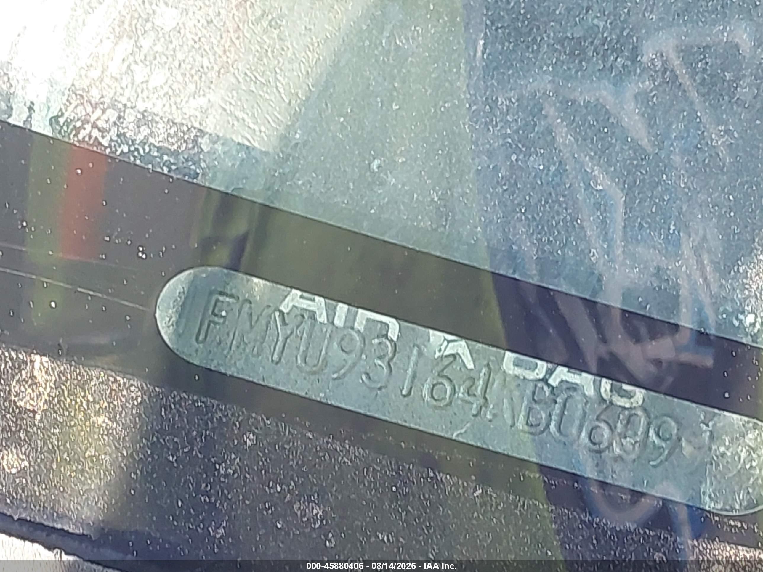2004 Ford Escape Xlt Silver vin: 1FMYU93164KB06099