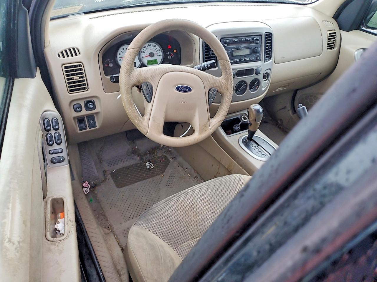 2005 Ford Escape Xlt Черный vin: 1FMYU93165KA55785