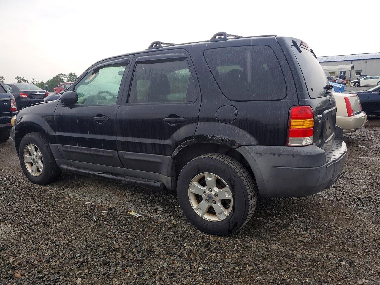 2005 Ford Escape Xlt Черный vin: 1FMYU93165KA55785