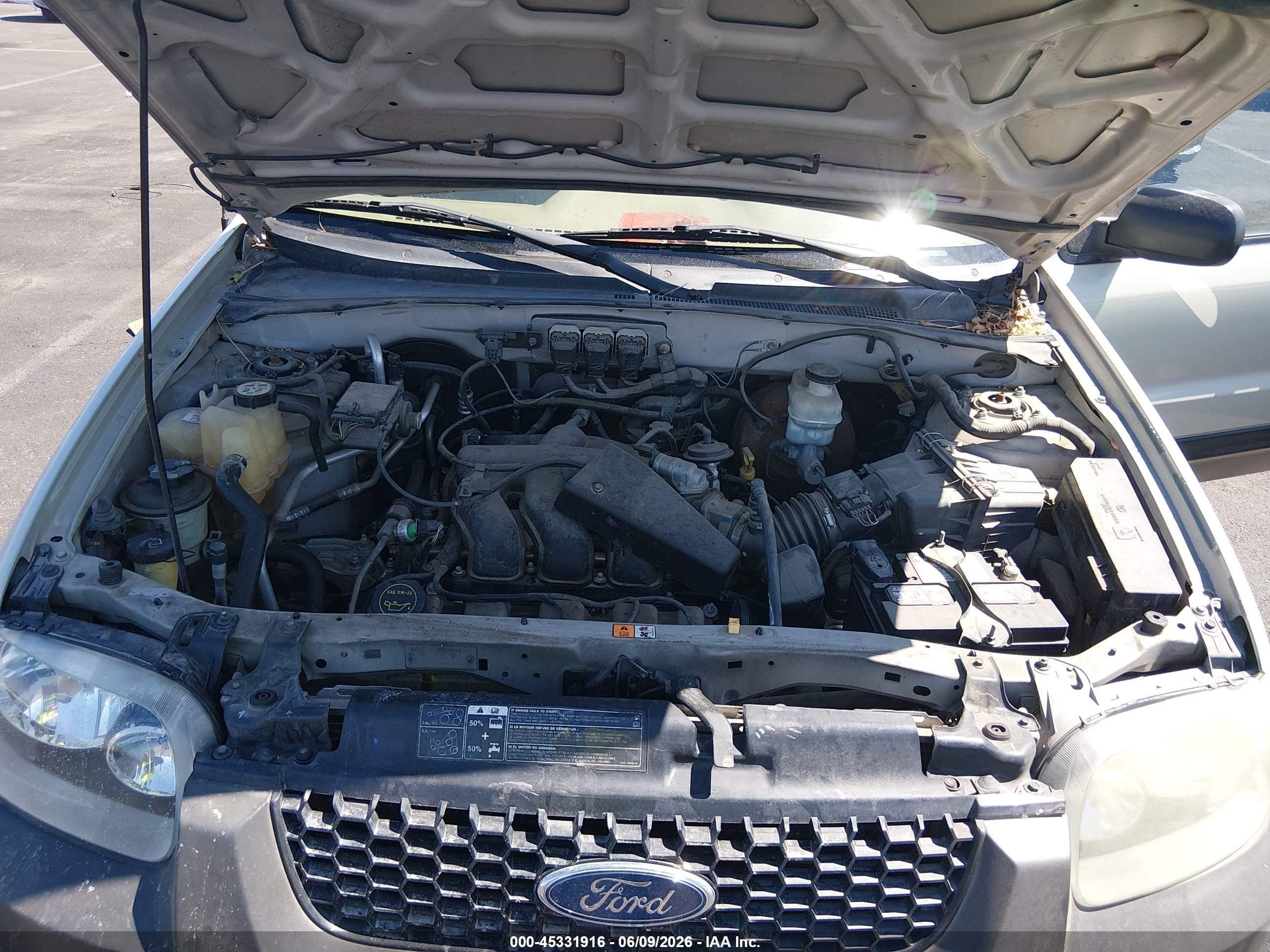 2005 Ford Escape Xlt Teal vin: 1FMYU93165KC10044