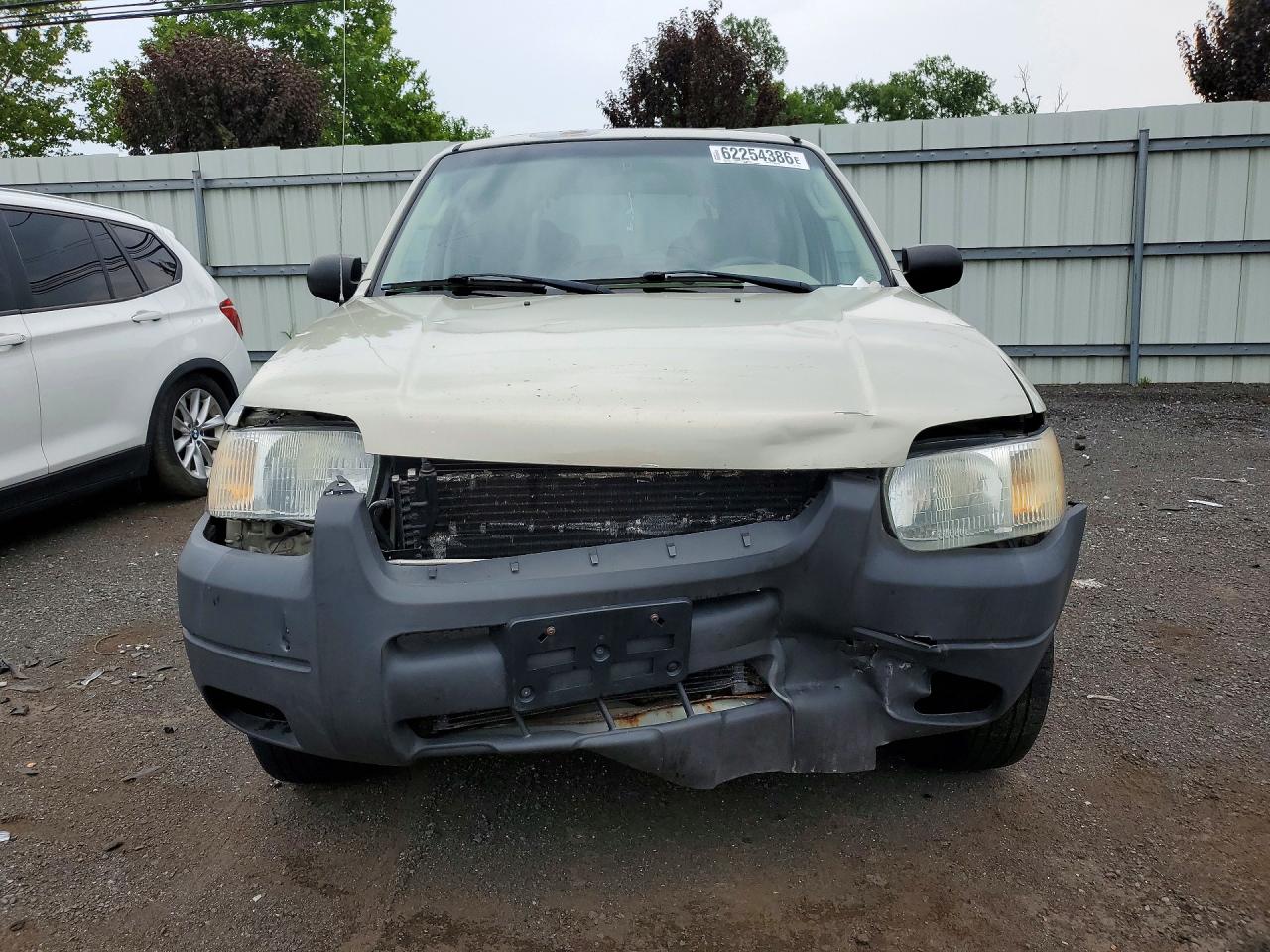 2003 Ford Escape Xlt Бежевый vin: 1FMYU93173KB54922