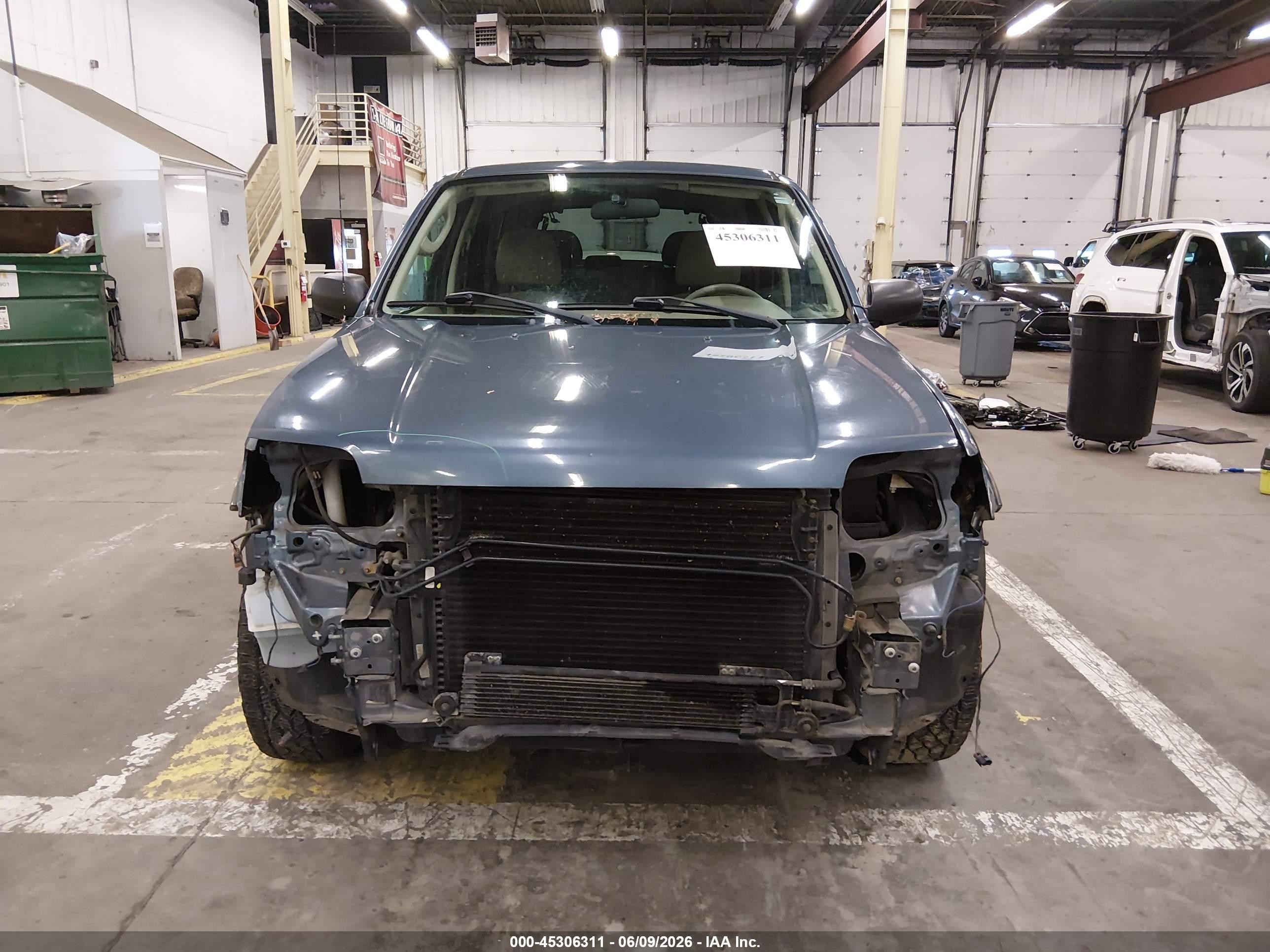2005 Ford Escape Xlt Синий vin: 1FMYU93175KA65872