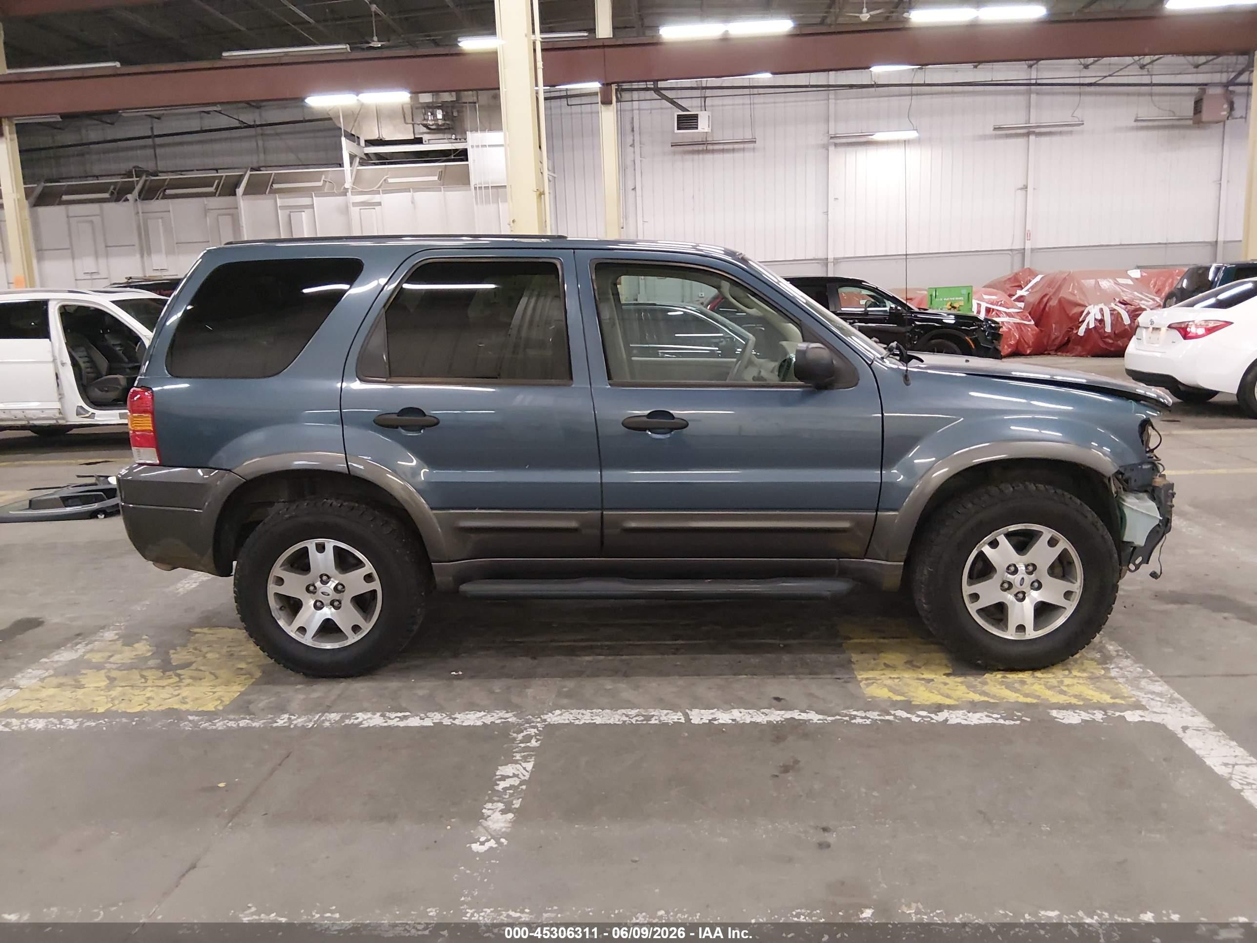 2005 Ford Escape Xlt Синий vin: 1FMYU93175KA65872