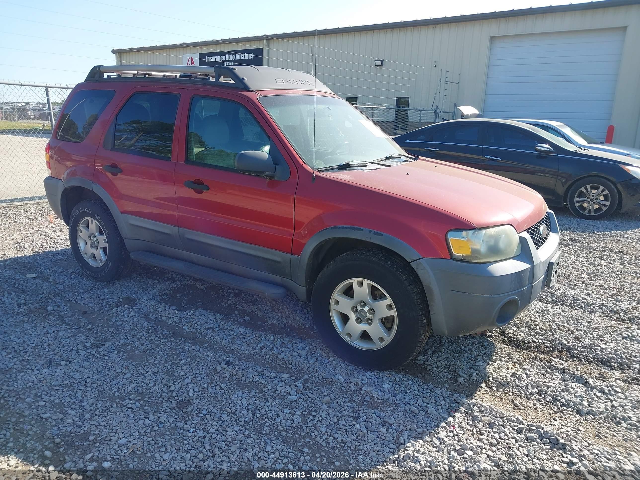 2005 Ford Escape Xlt Red vin: 1FMYU93175KB48928