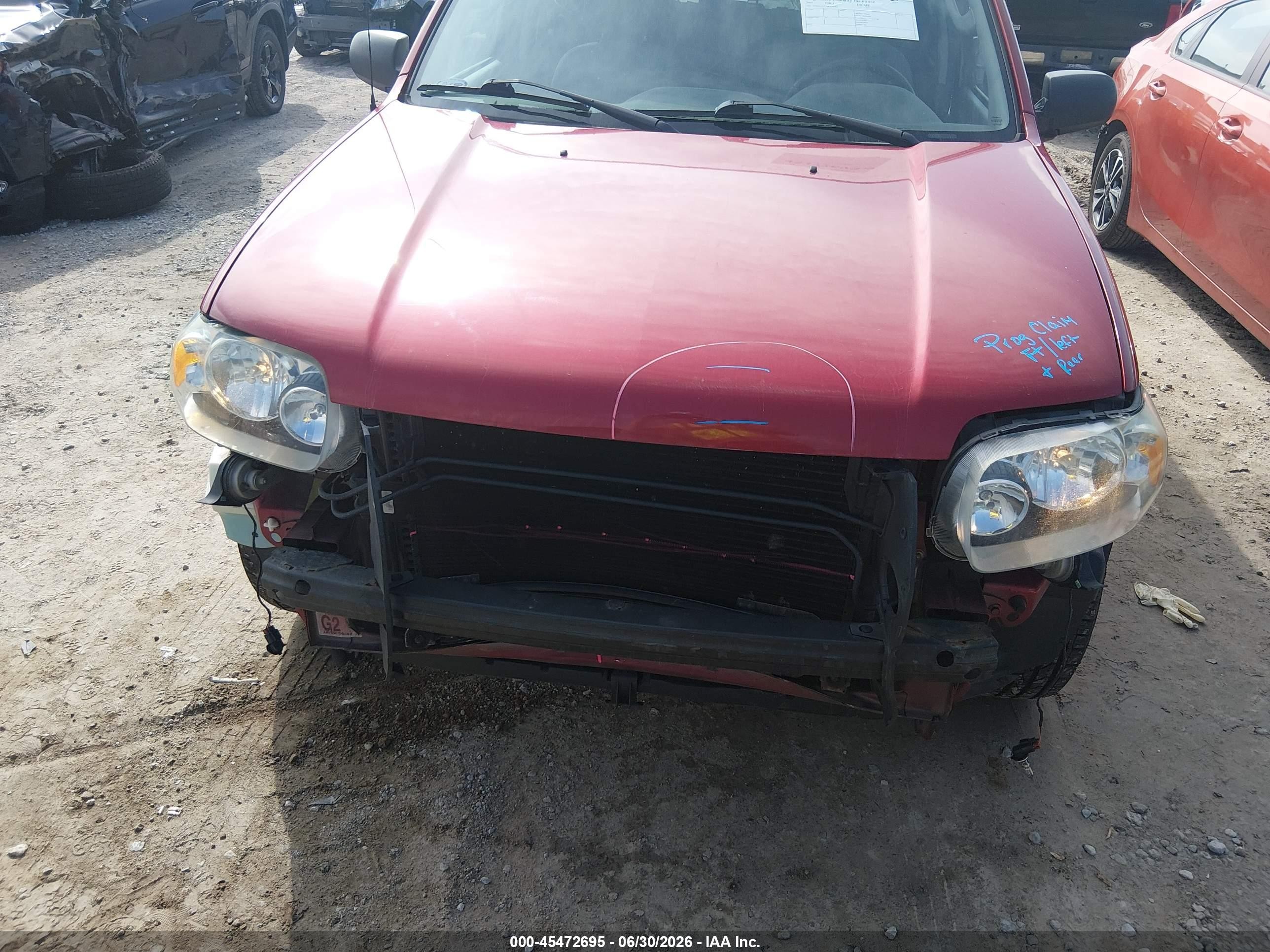 2005 Ford Escape Xlt Red vin: 1FMYU93175KC45580