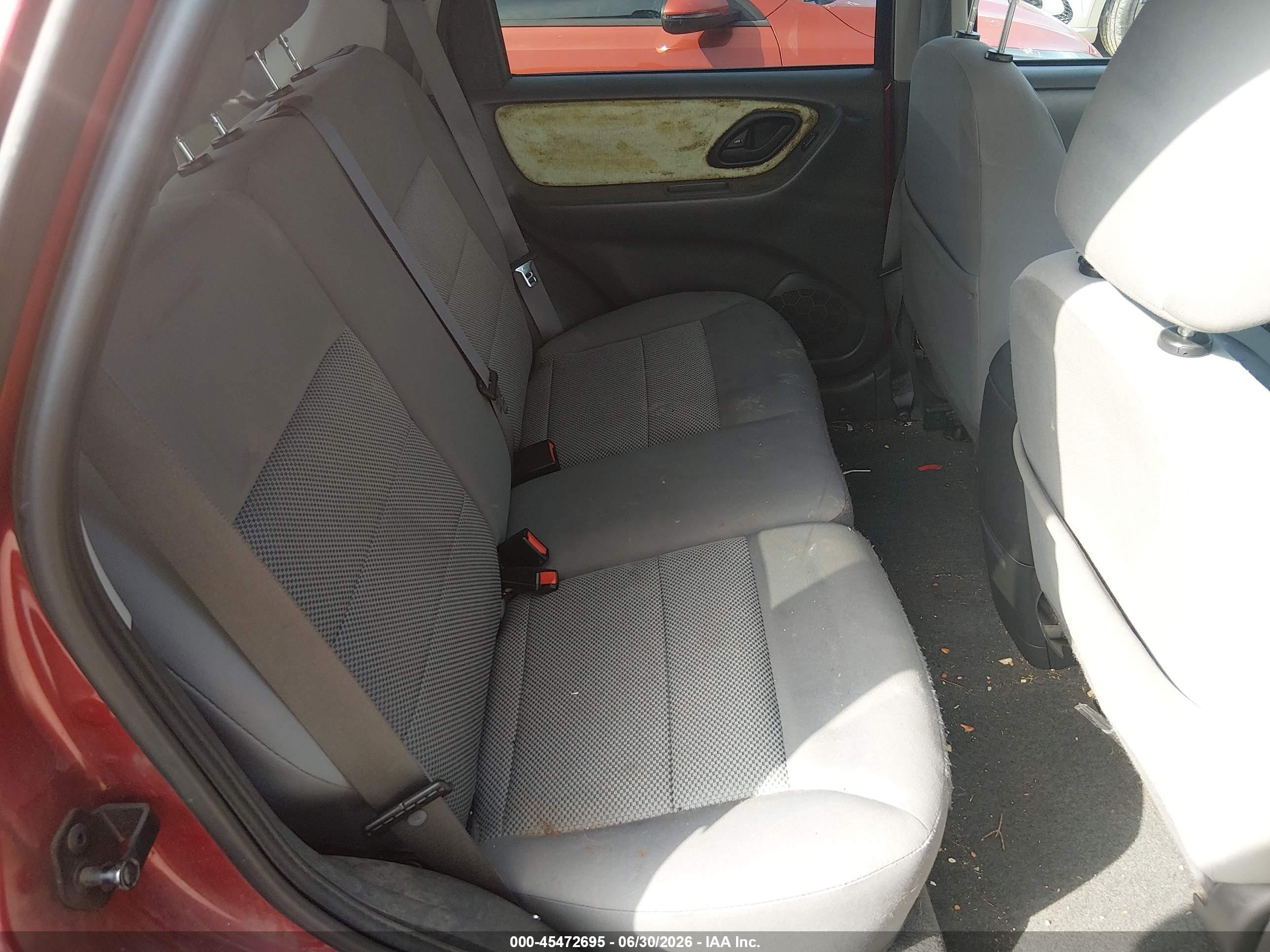 2005 Ford Escape Xlt Red vin: 1FMYU93175KC45580