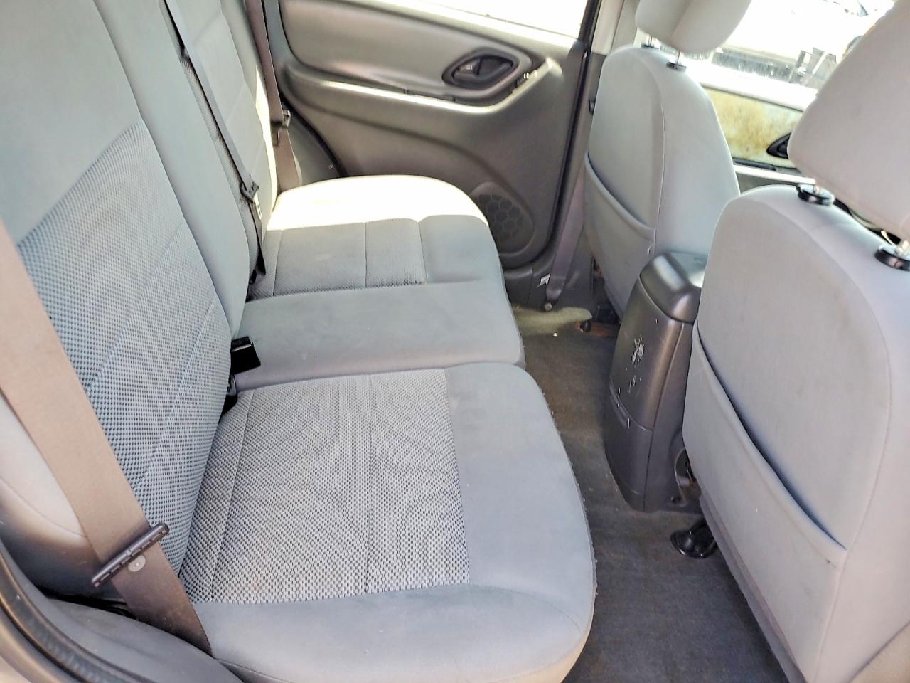 2005 Ford Escape Xlt Gray vin: 1FMYU93175KD99593