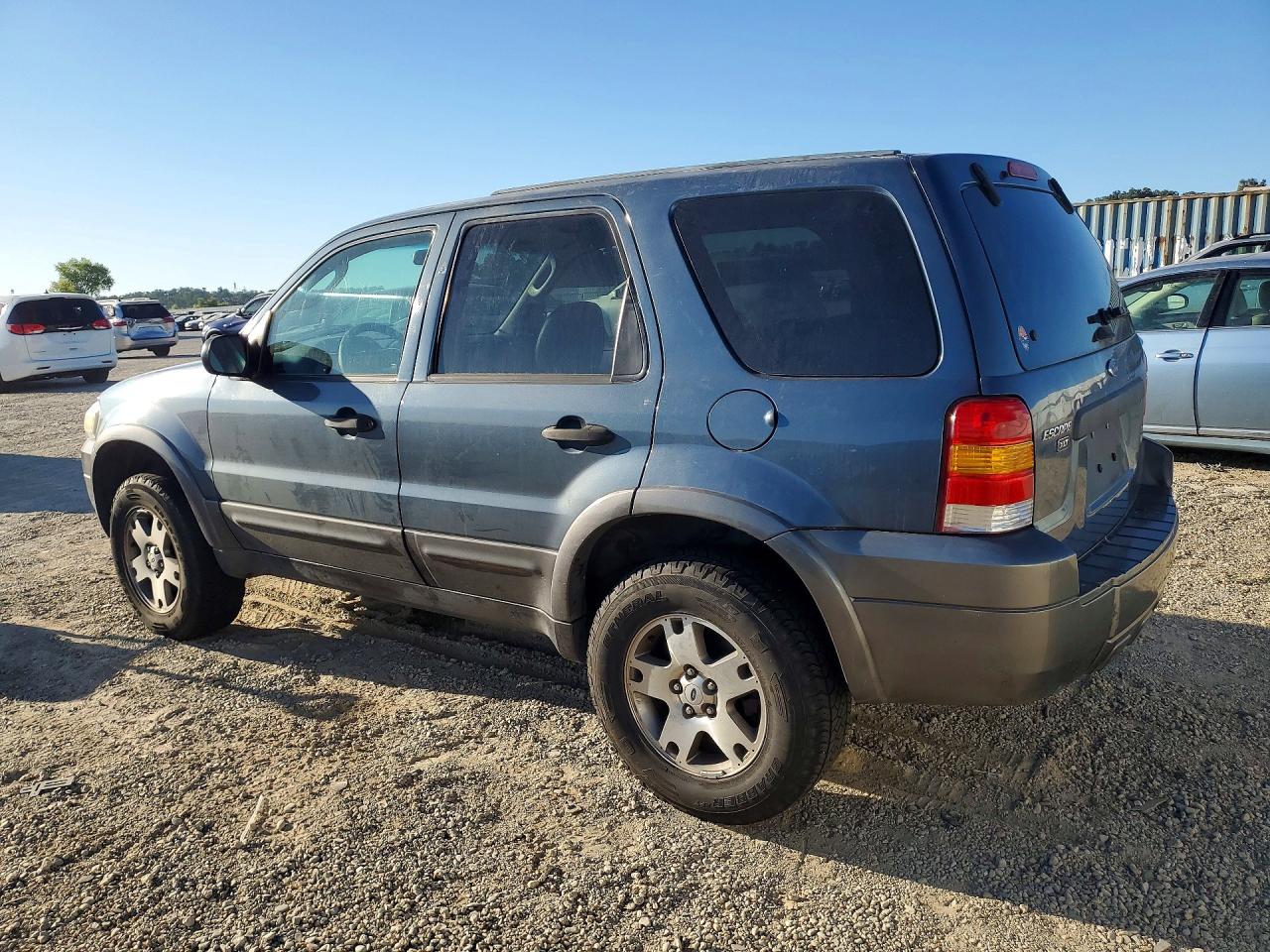 2005 Ford Escape Xlt Blue vin: 1FMYU93185KA46215