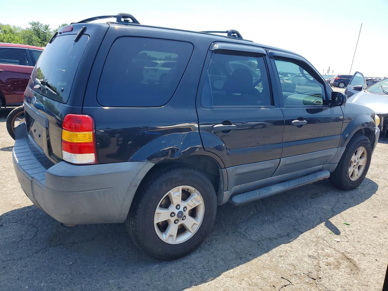2005 Ford Escape Xlt Черный vin: 1FMYU93185KA62088