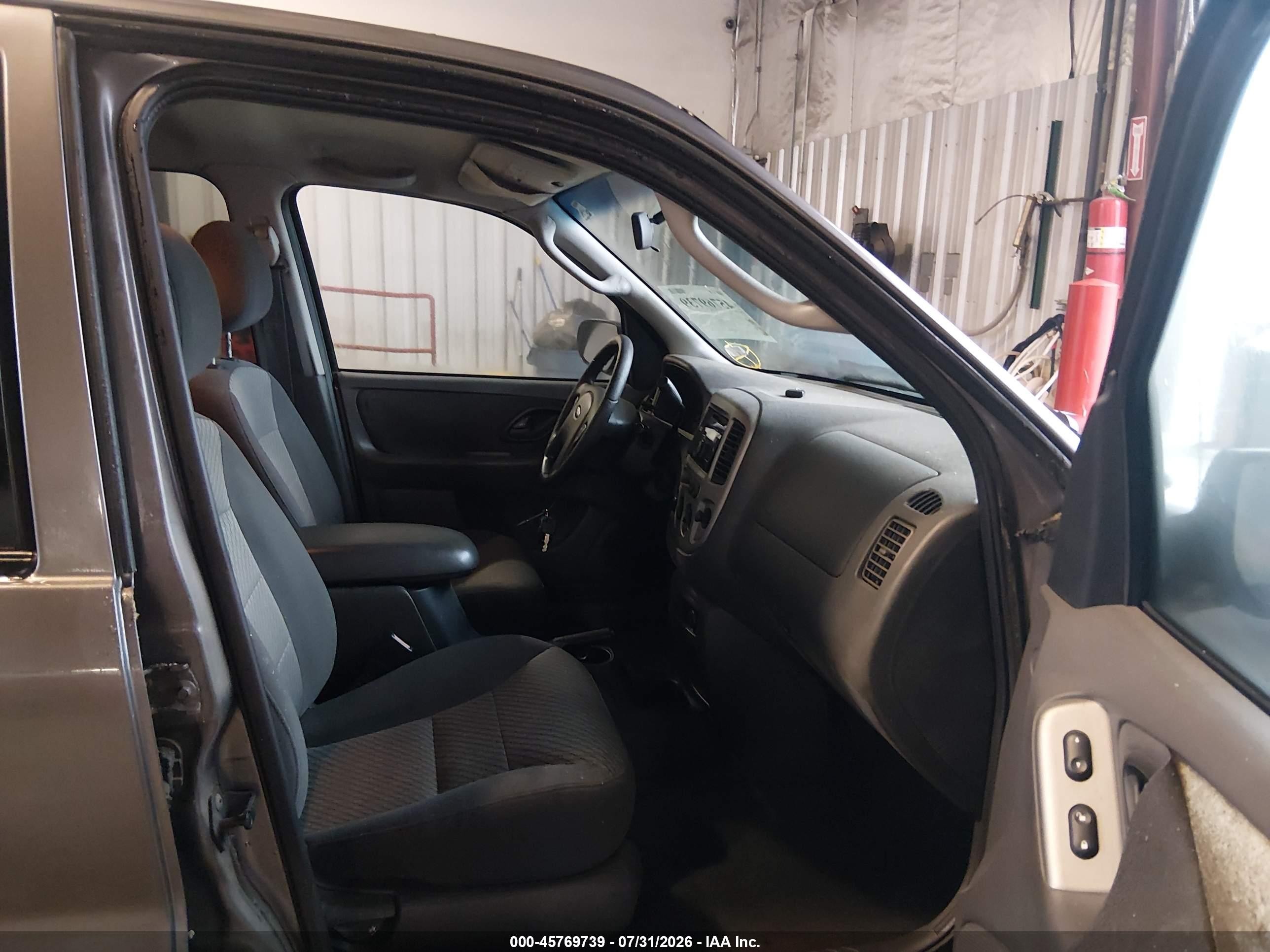 2003 Ford Escape Xlt Gray vin: 1FMYU93193KD21457