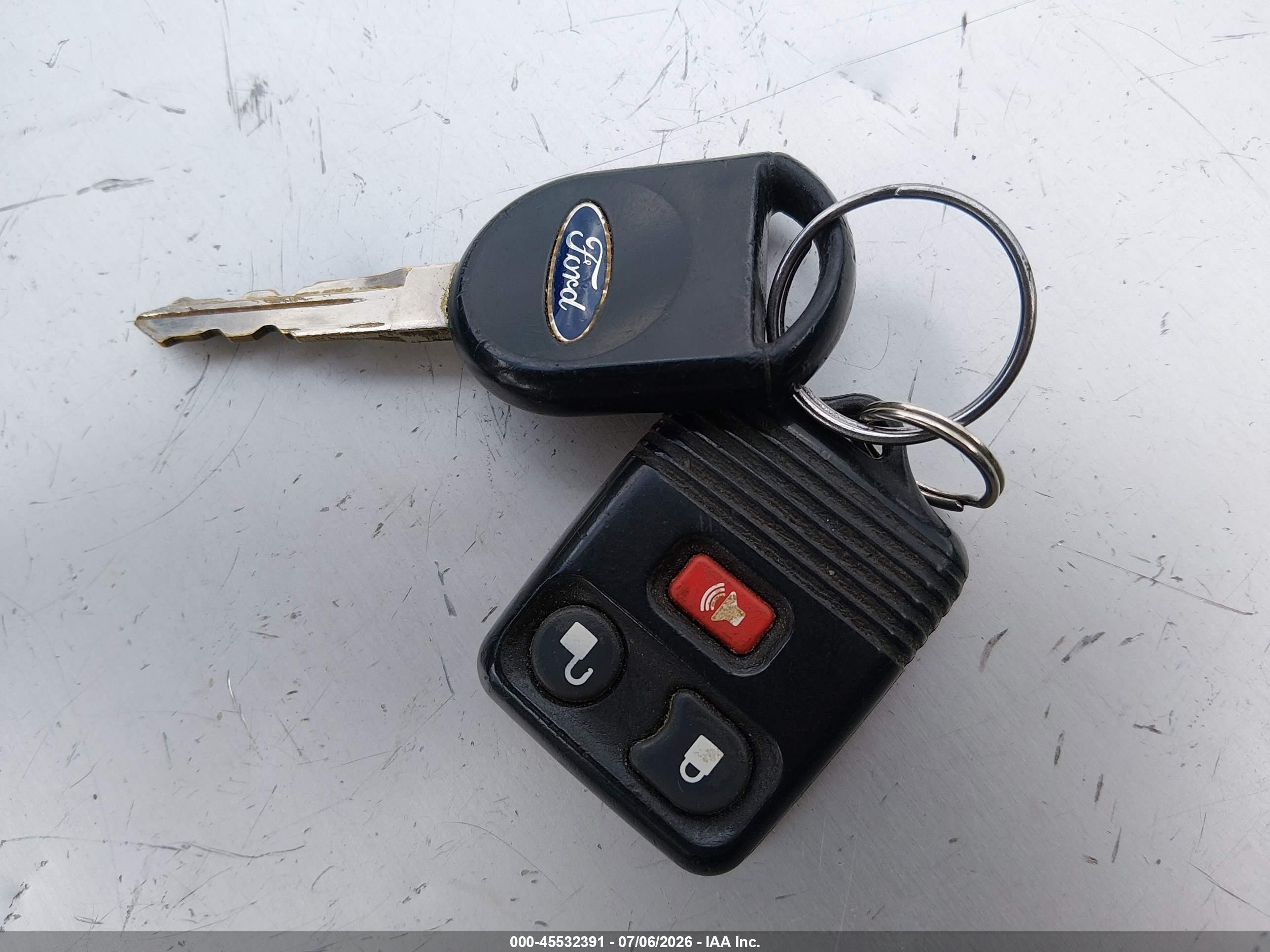 2005 Ford Escape Xlt Red vin: 1FMYU93195KA36048