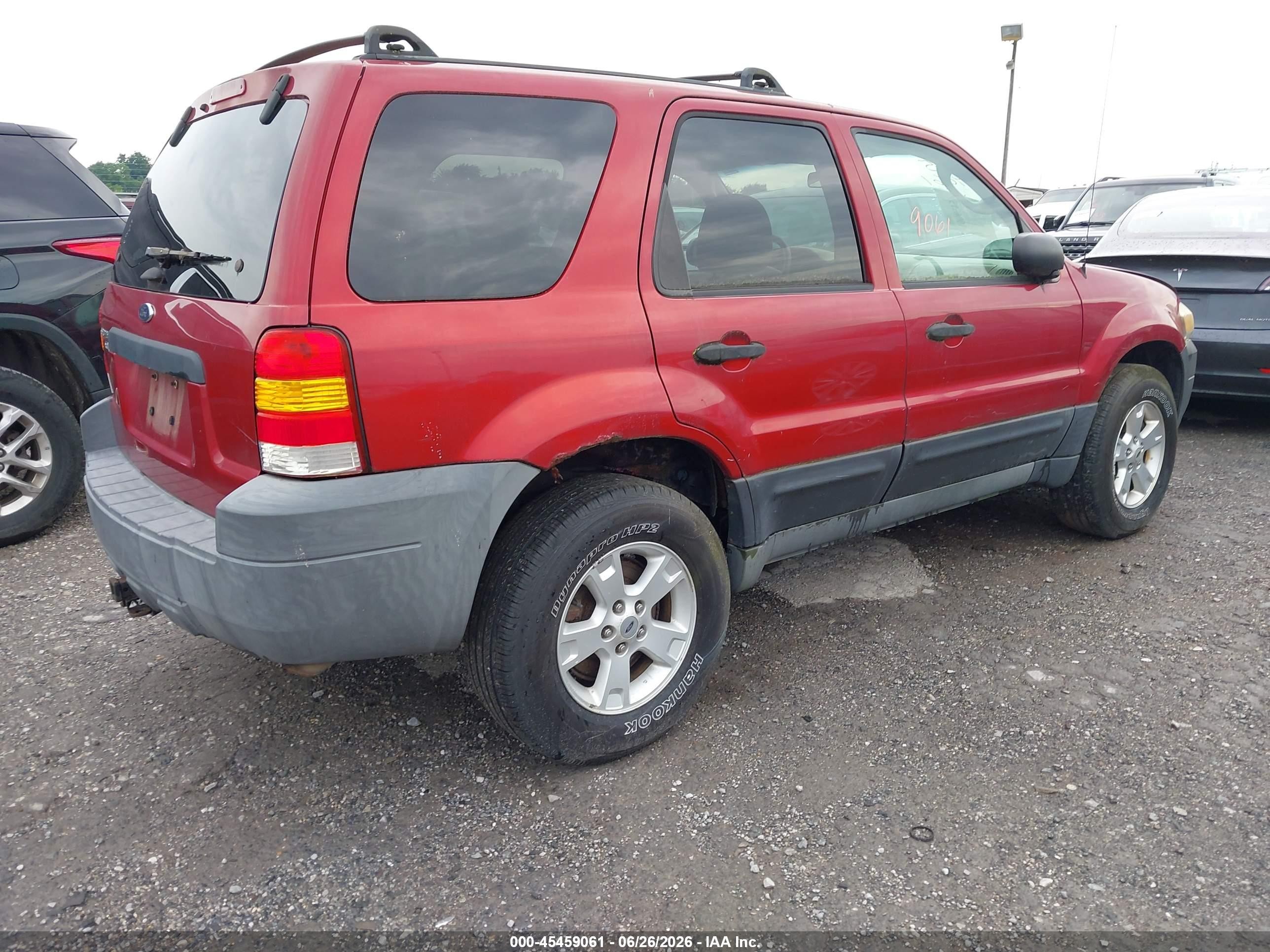 2005 Ford Escape Xlt Red vin: 1FMYU93195KA54503