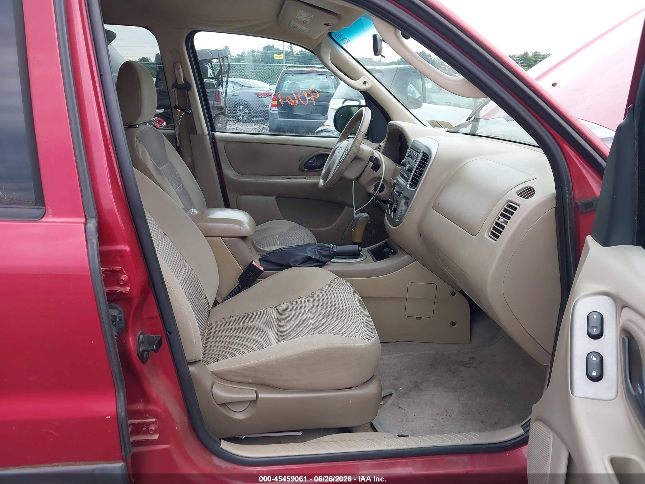 2005 Ford Escape Xlt Red vin: 1FMYU93195KA54503
