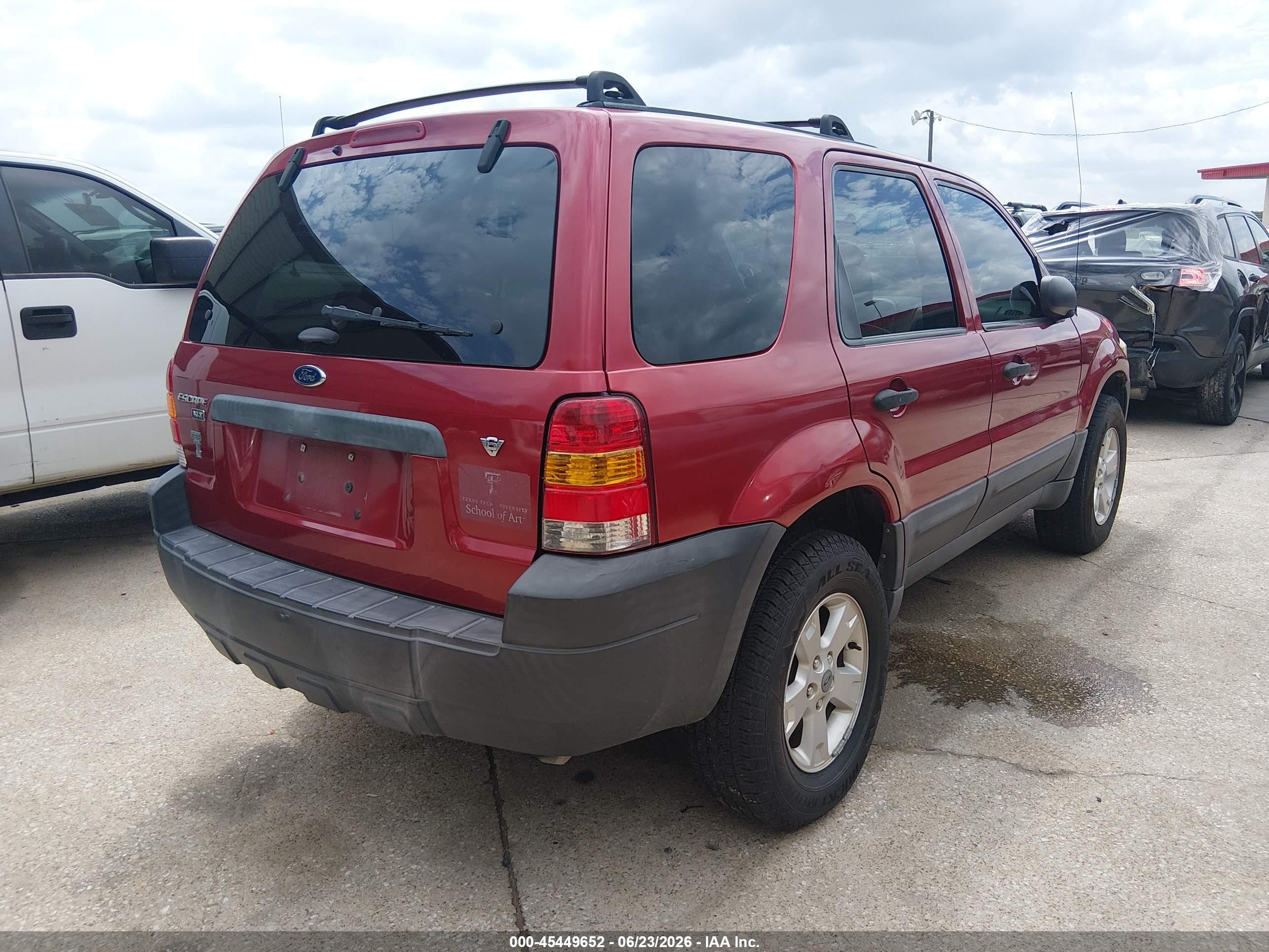 2005 Ford Escape Xlt Maroon vin: 1FMYU93195KB70090