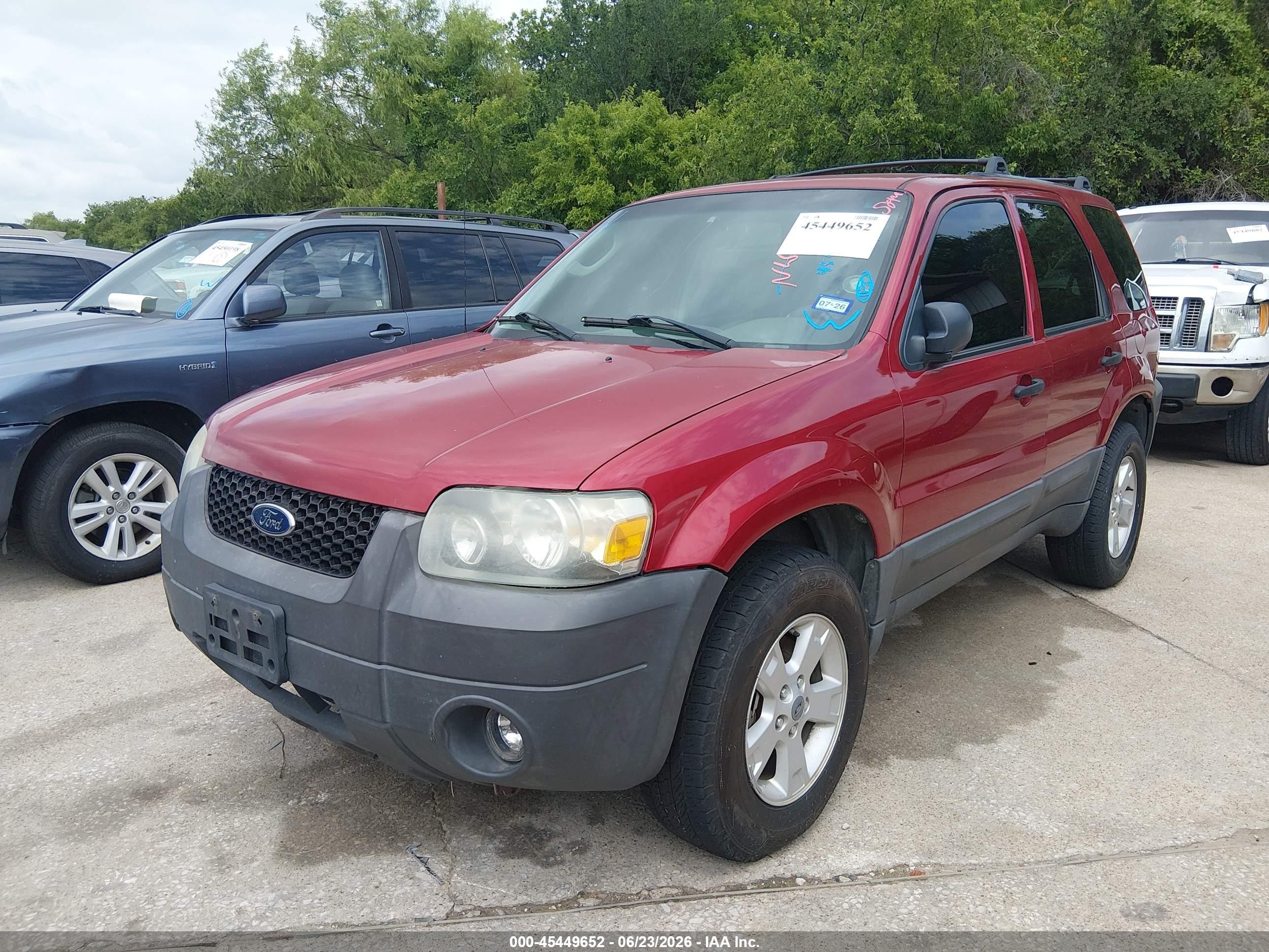 2005 Ford Escape Xlt Maroon vin: 1FMYU93195KB70090