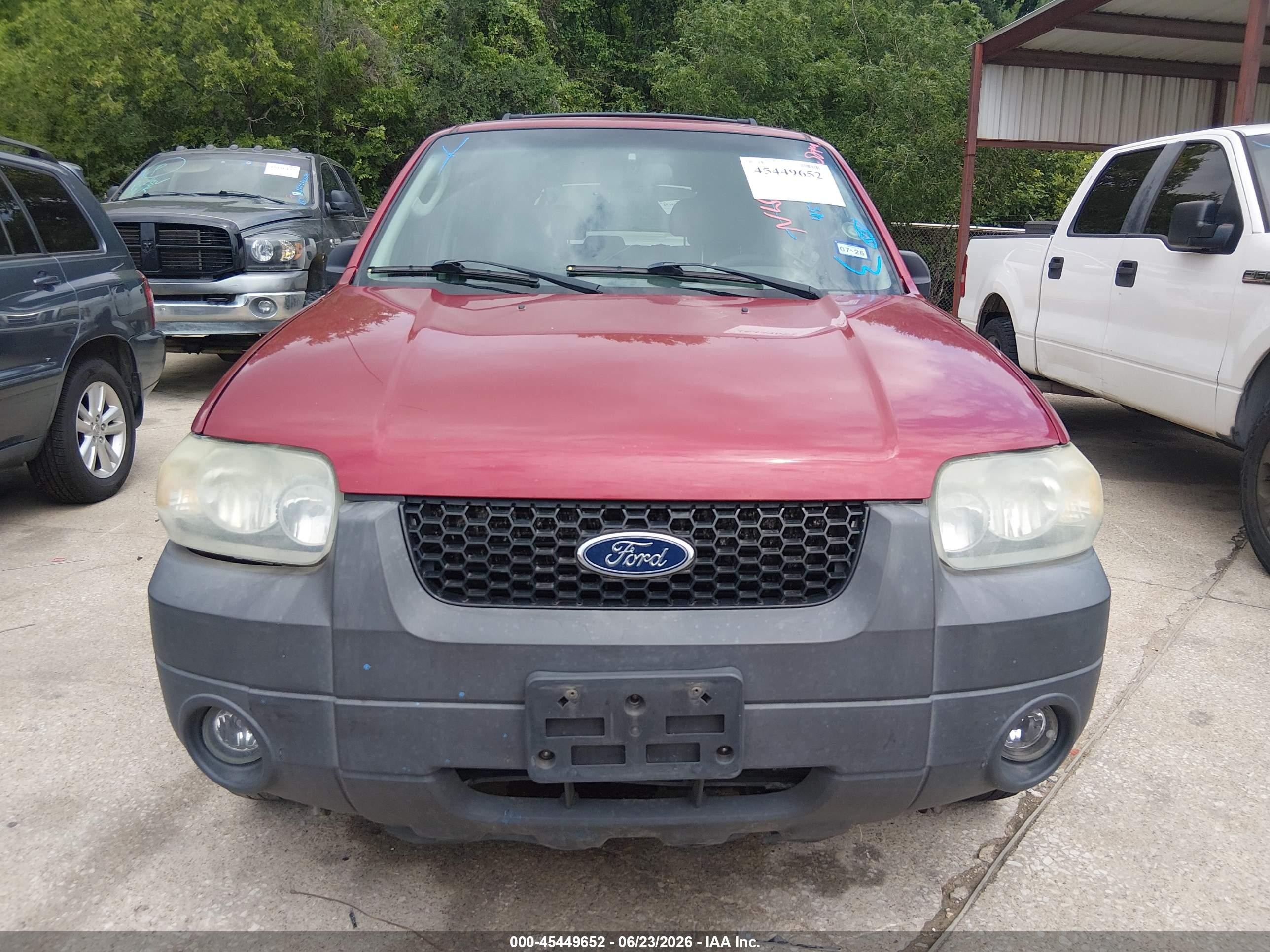 2005 Ford Escape Xlt Maroon vin: 1FMYU93195KB70090