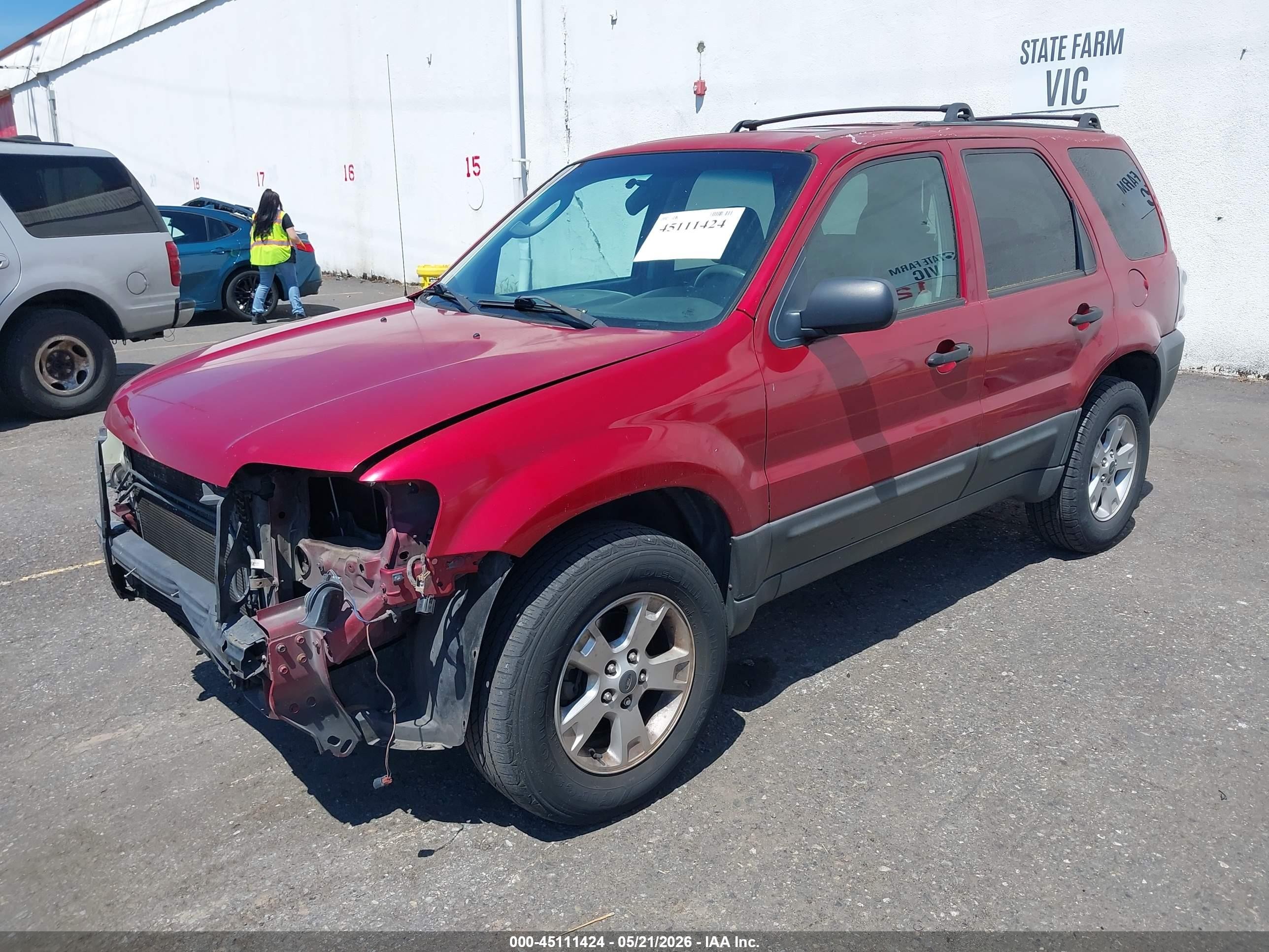 2005 Ford Escape Xlt Red vin: 1FMYU93195KD39797