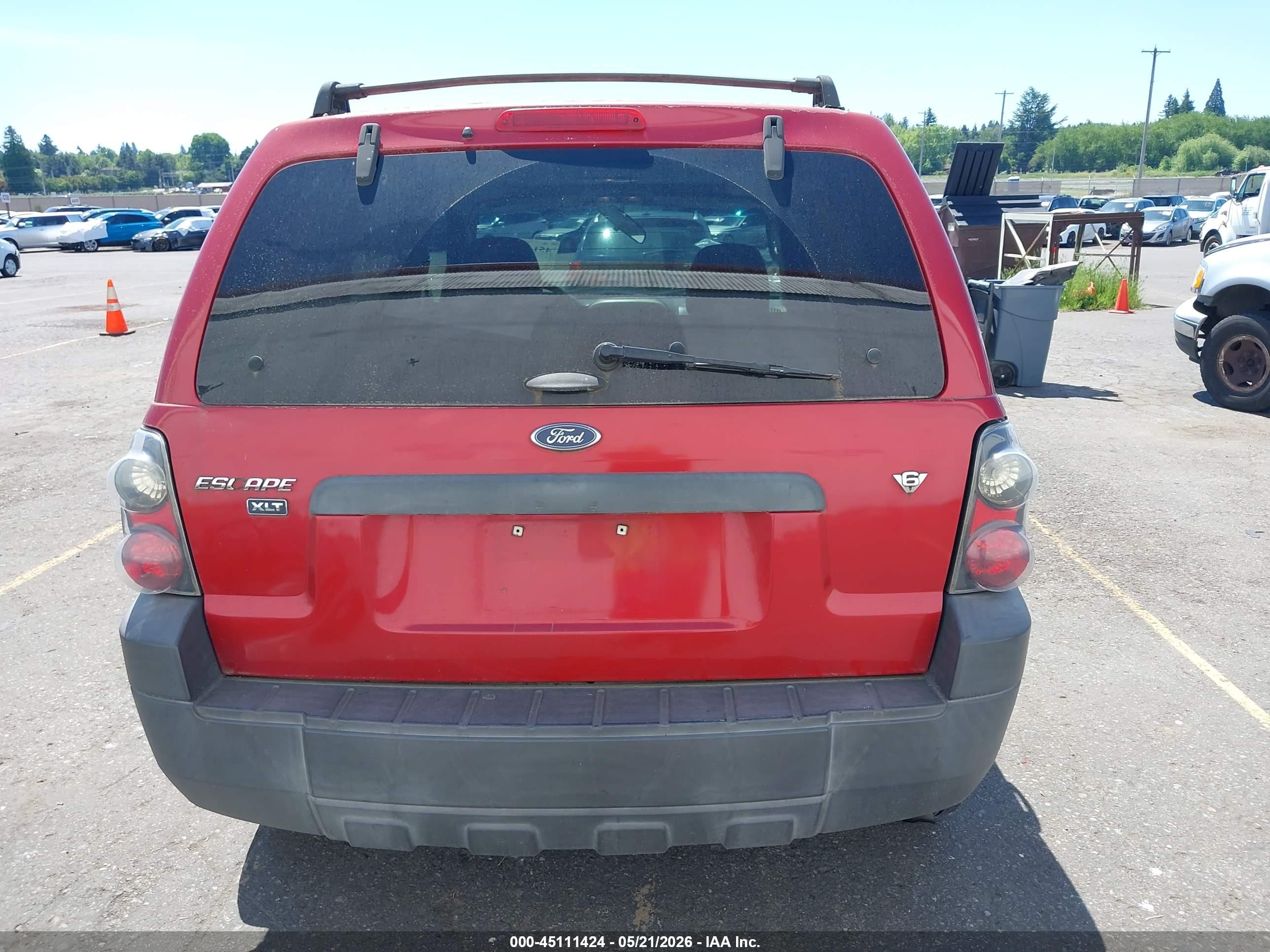 2005 Ford Escape Xlt Red vin: 1FMYU93195KD39797