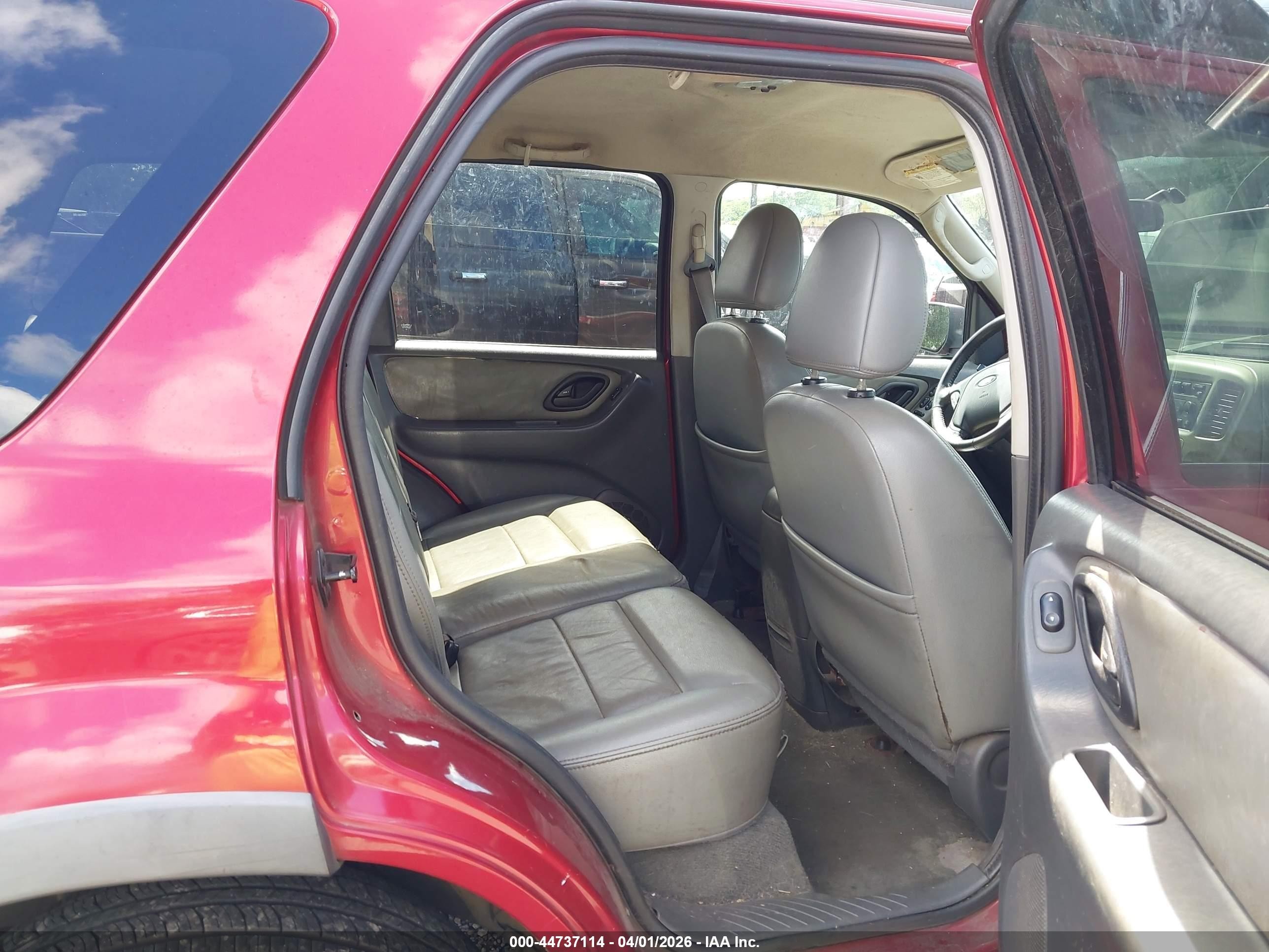 2005 Ford Escape Xlt Red vin: 1FMYU931X5KC46951