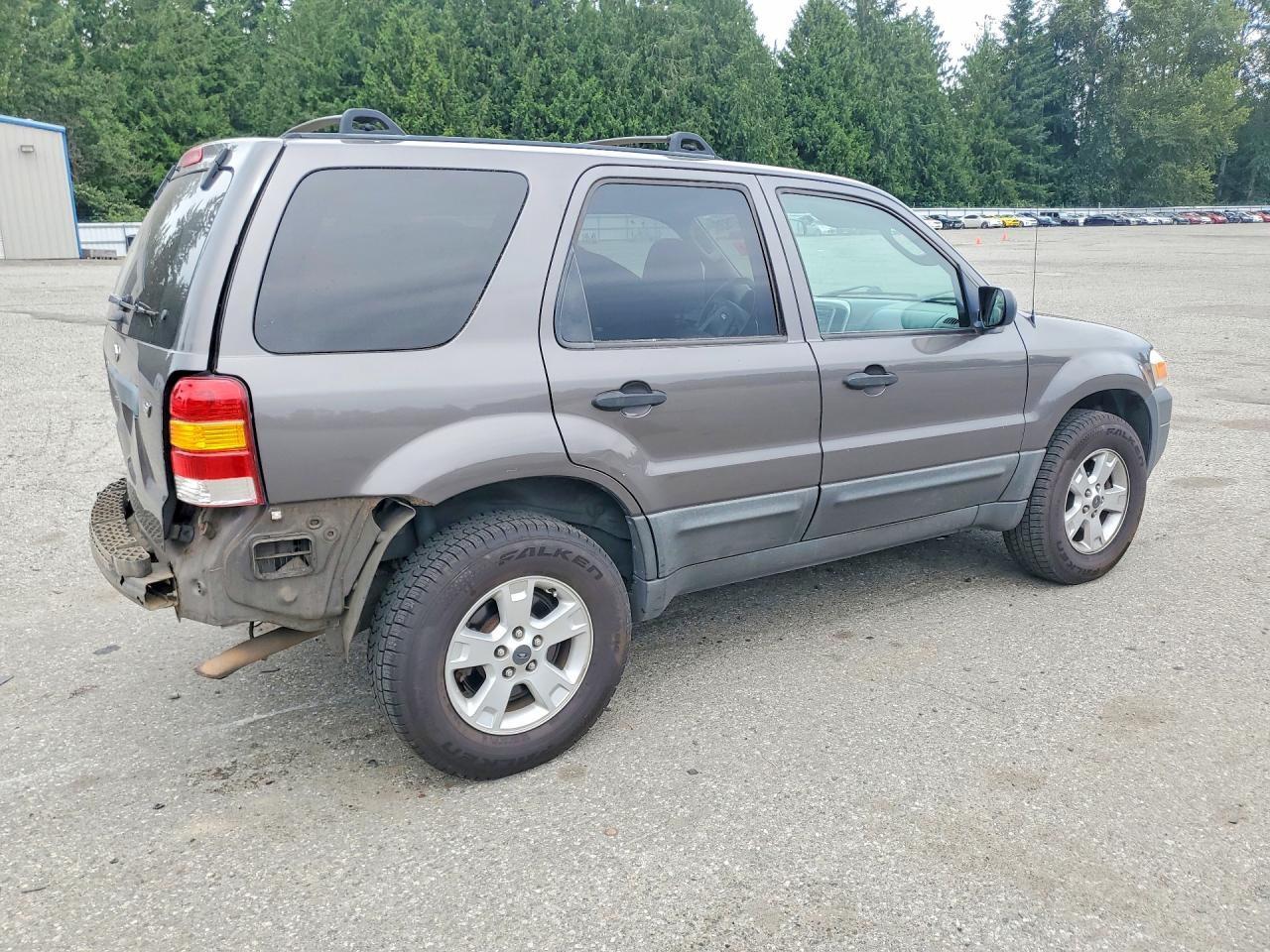 2005 Ford Escape Xlt Серый vin: 1FMYU931X5KD11121