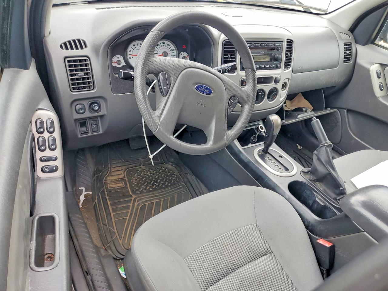 2005 Ford Escape Xlt Серый vin: 1FMYU931X5KD11121
