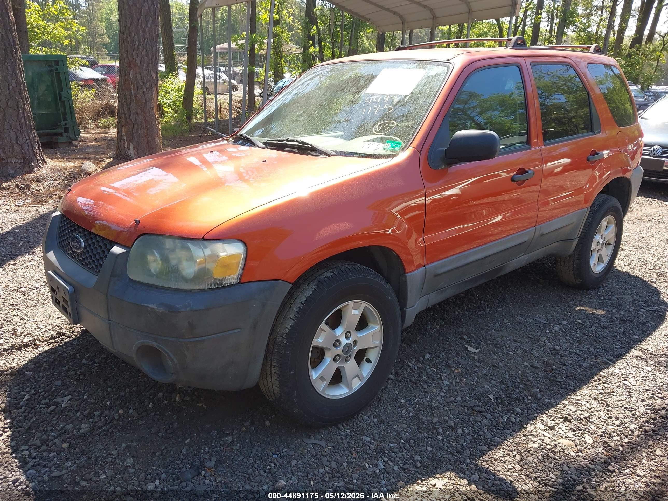2006 Ford Escape   Orange vin: 1FMYU931X6KA11693