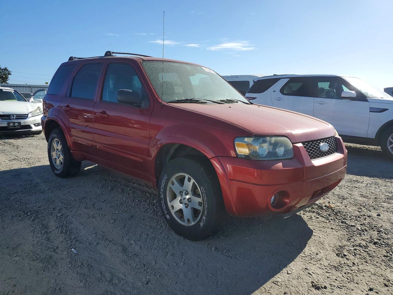 2005 Ford Escape Limited Red vin: 1FMYU94175KD29445