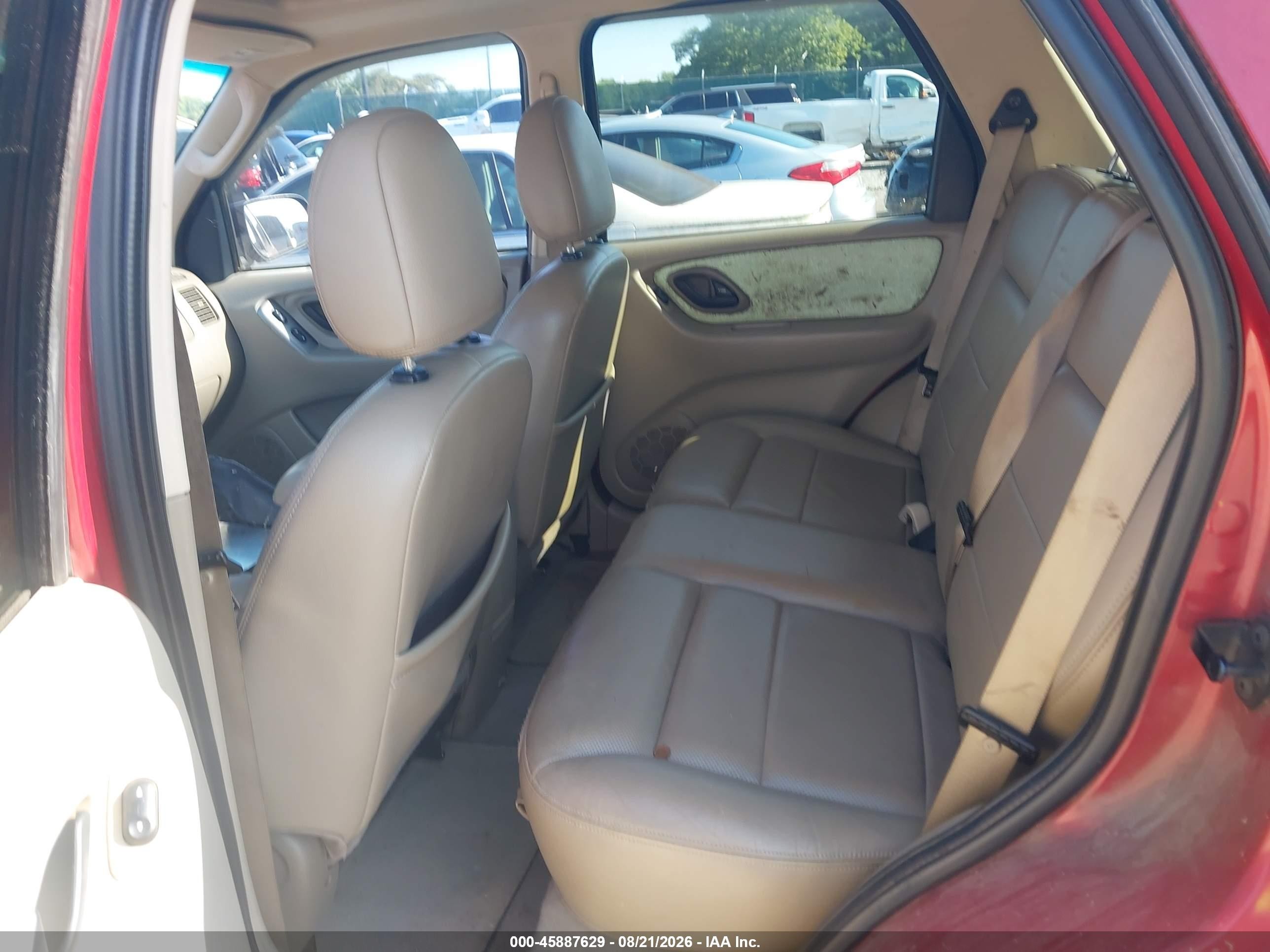 2005 Ford Escape Limited Red vin: 1FMYU941X5KA57103