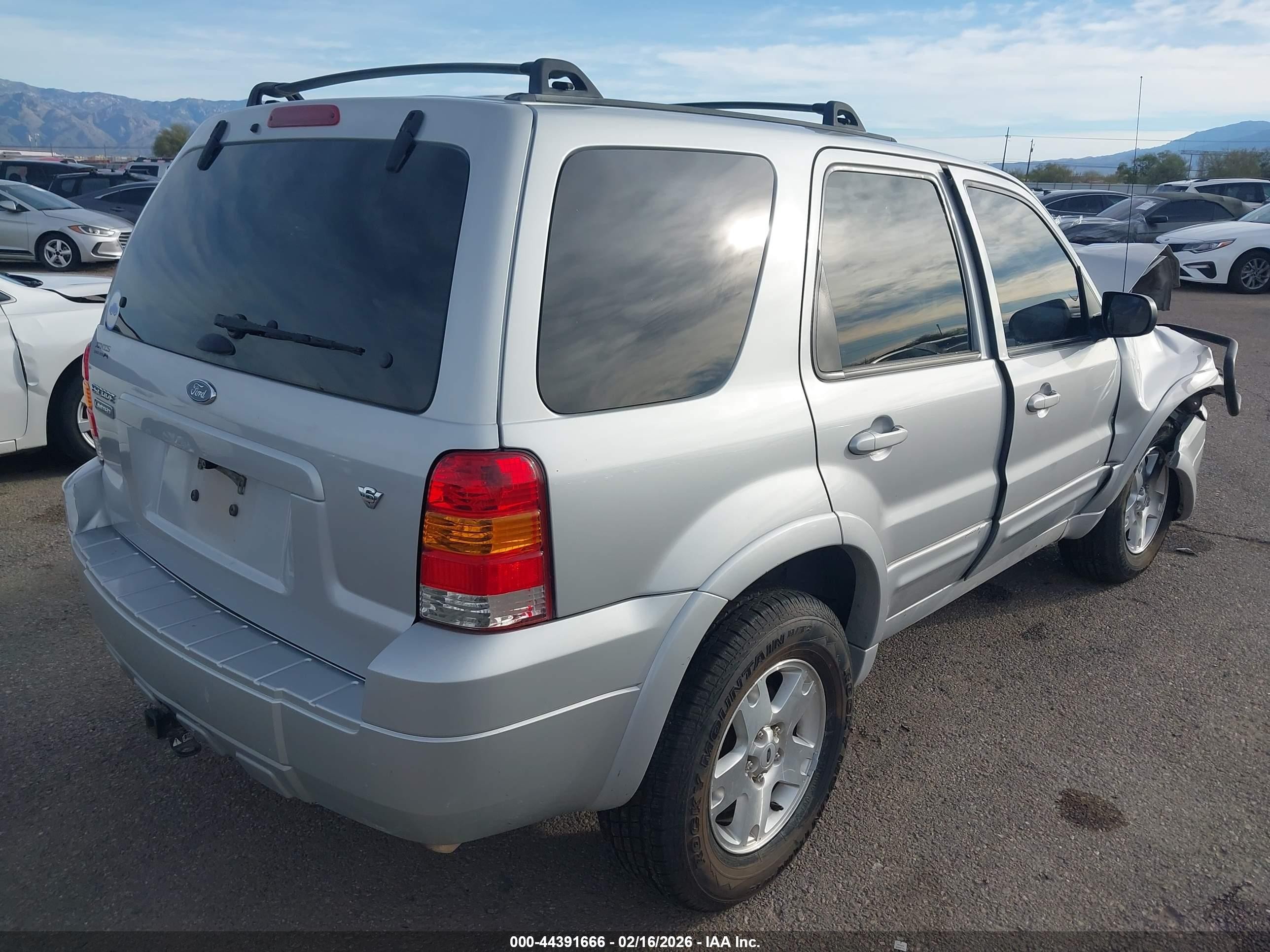 2006 Ford Escape Limited Silver vin: 1FMYU941X6KA61329