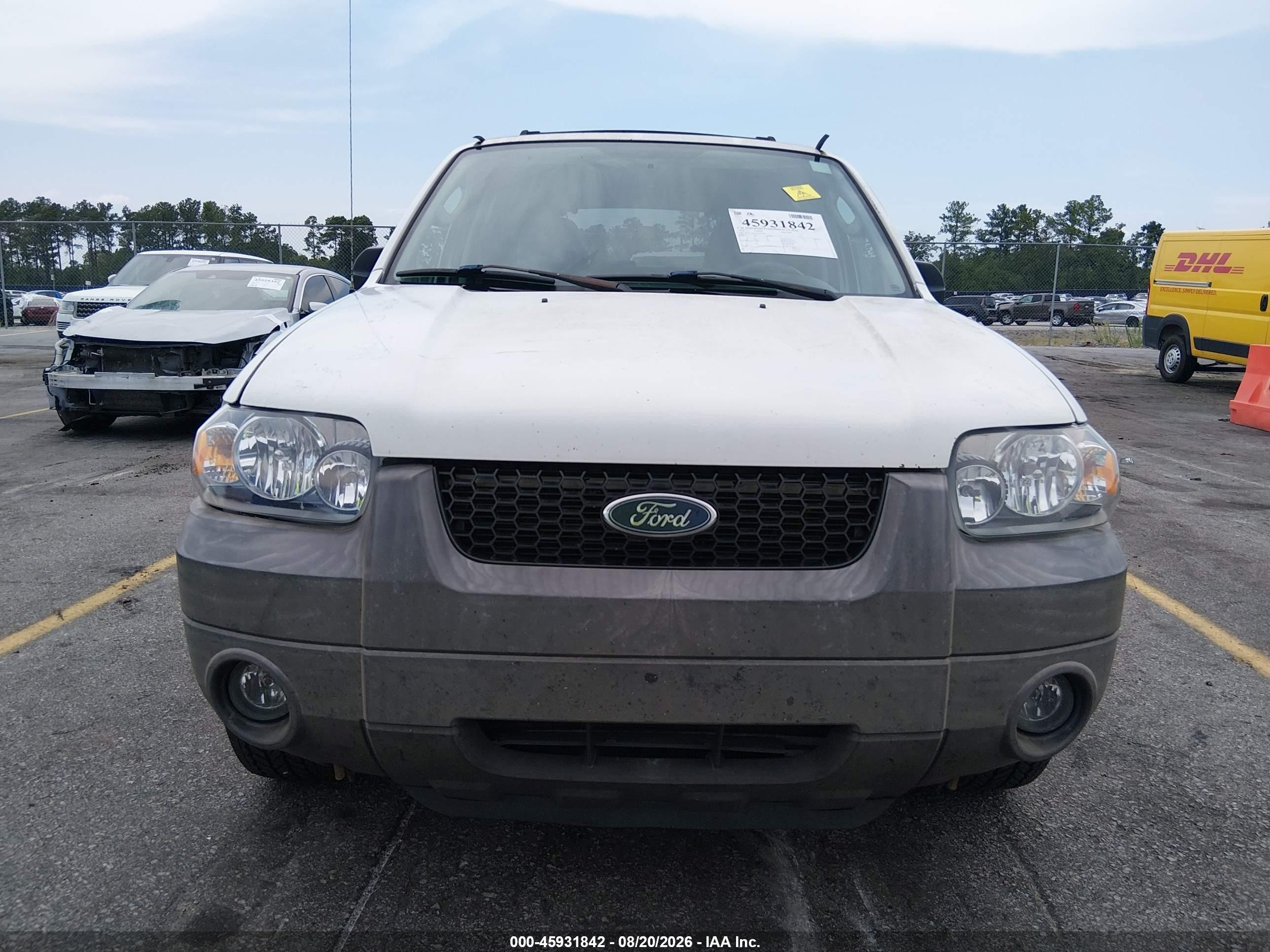 2005 Ford Escape Hybrid White vin: 1FMYU96H45KD90780