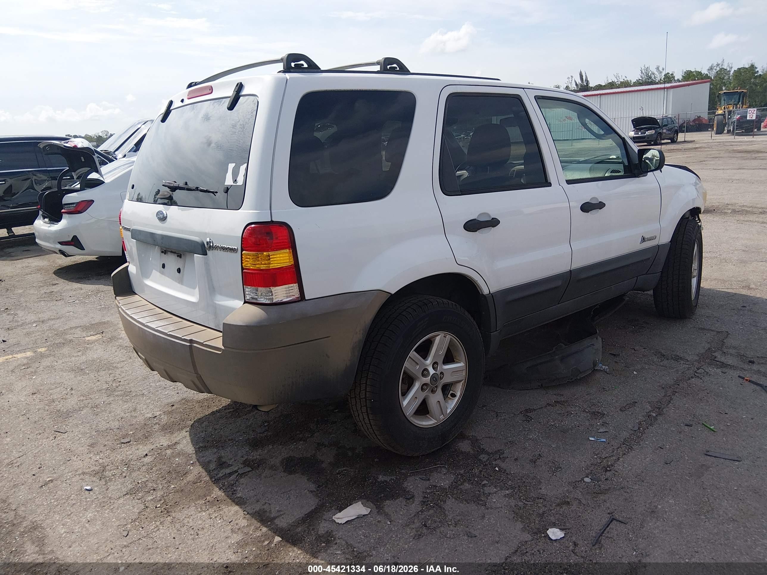 2006 Ford Escape Hybrid White vin: 1FMYU96H46KD03770