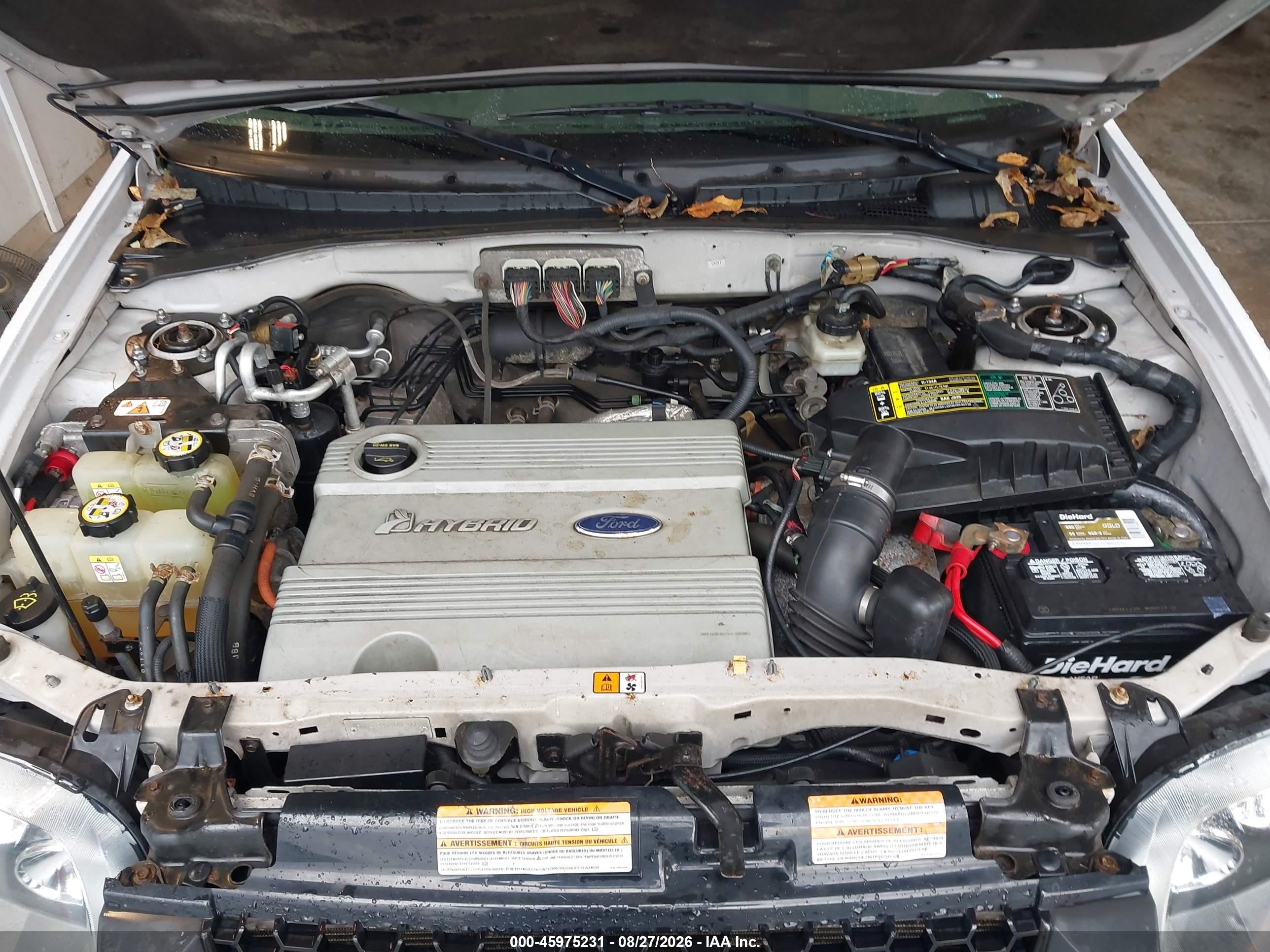 2006 Ford Escape Hybrid   White vin: 1FMYU96HX6KC63663