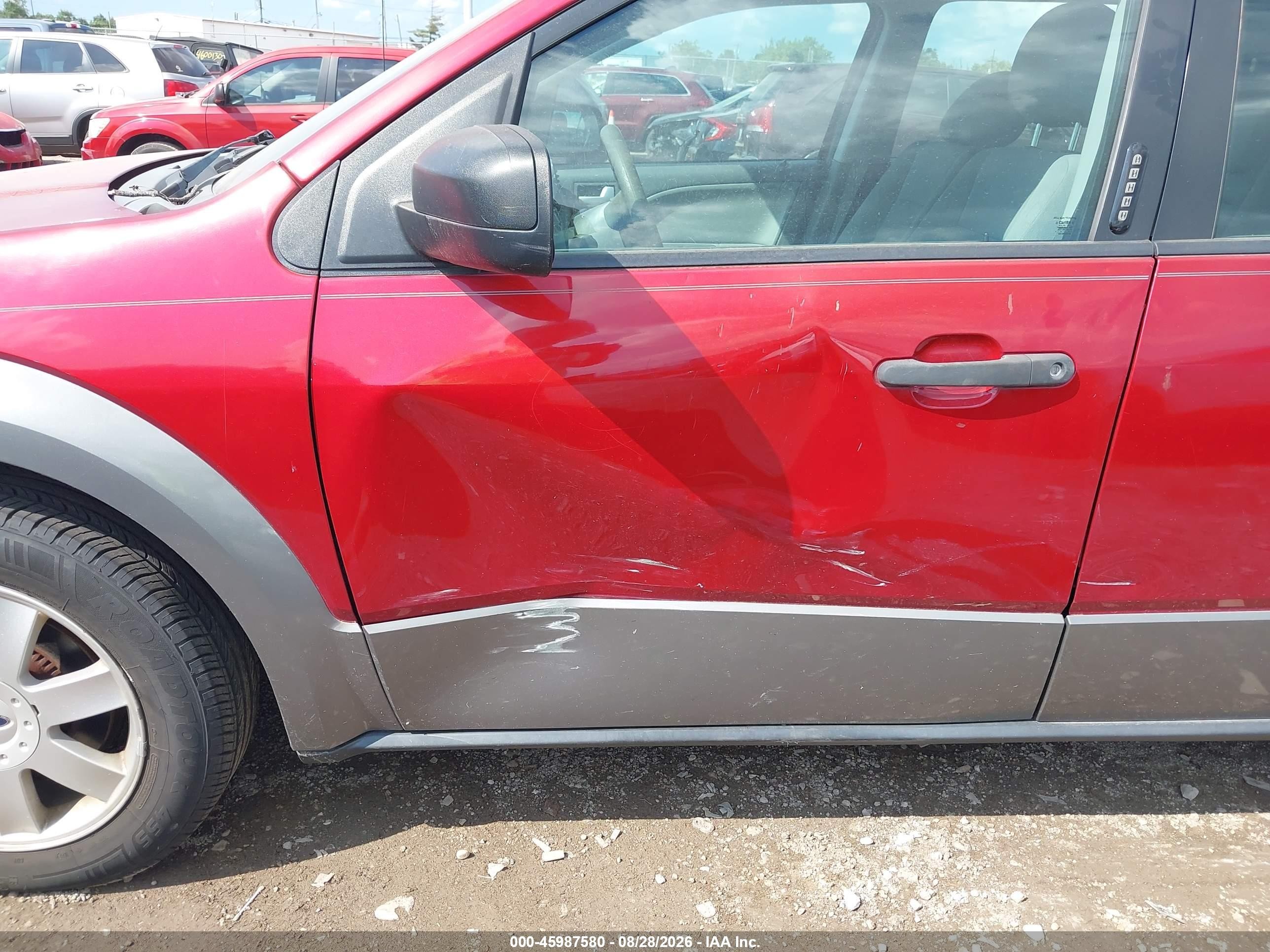 2005 Ford Freestyle Se Red vin: 1FMZK01115GA16422