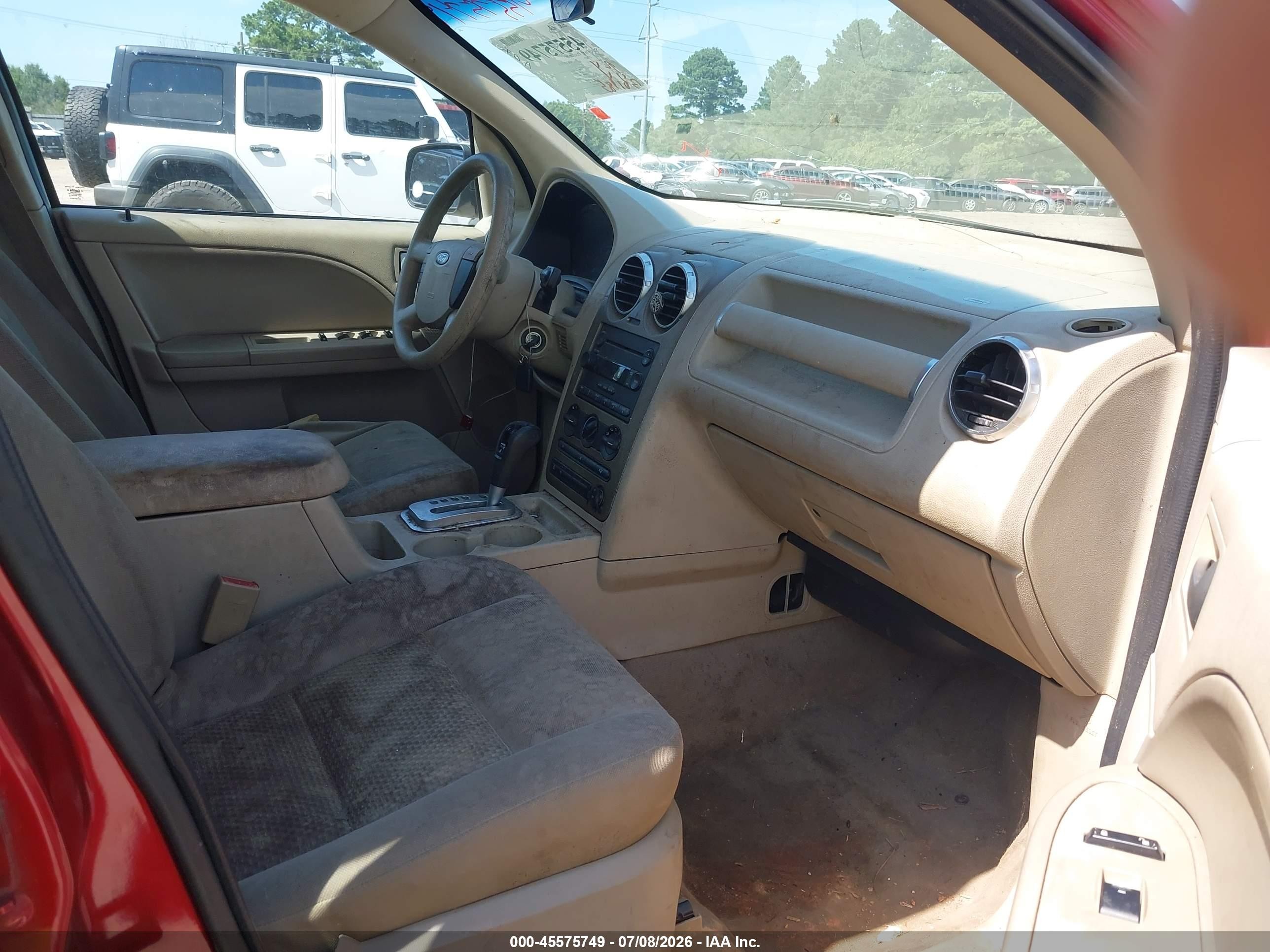 2005 Ford Freestyle Se Red vin: 1FMZK01115GA31552