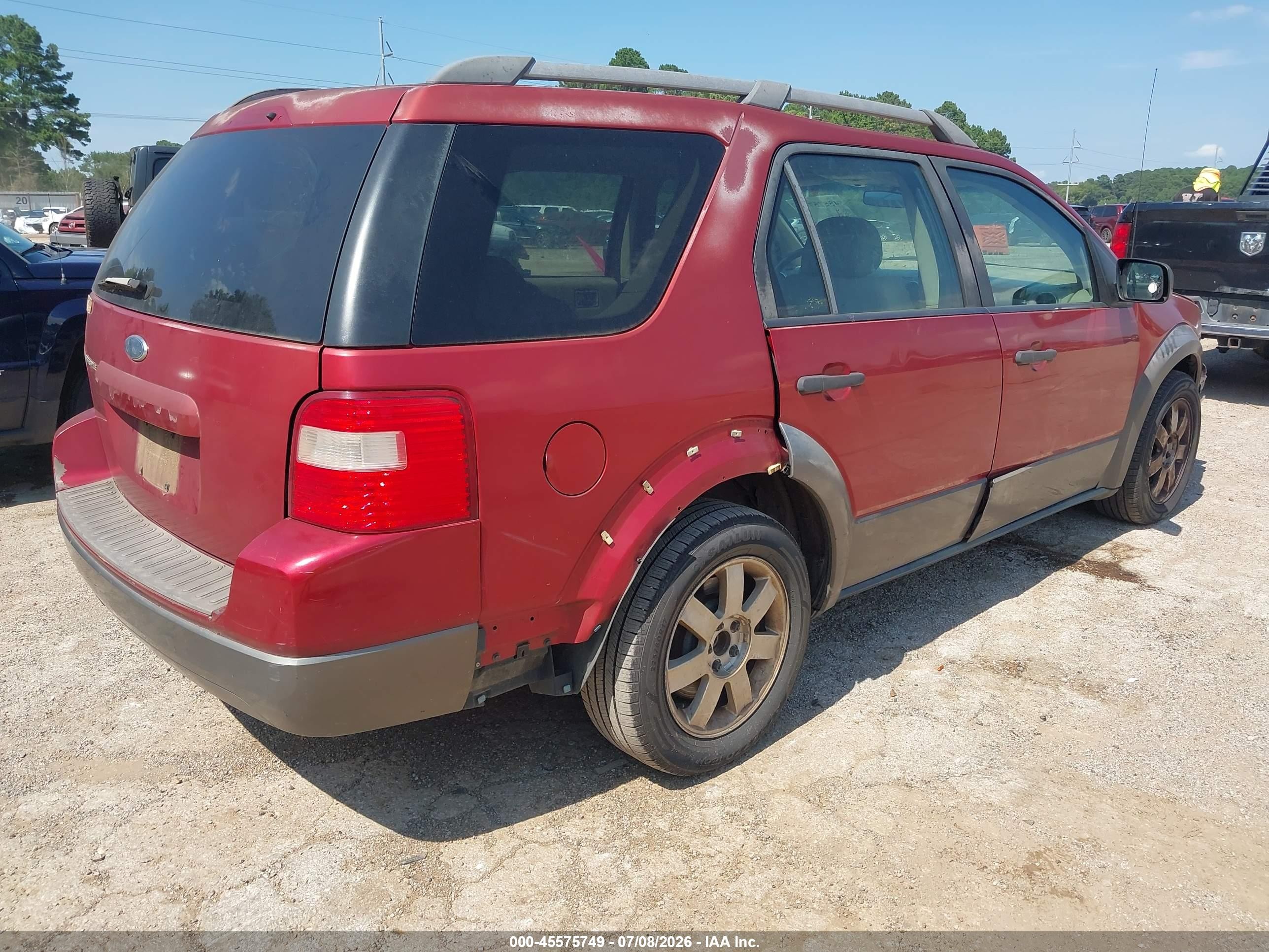 2005 Ford Freestyle Se Red vin: 1FMZK01115GA31552