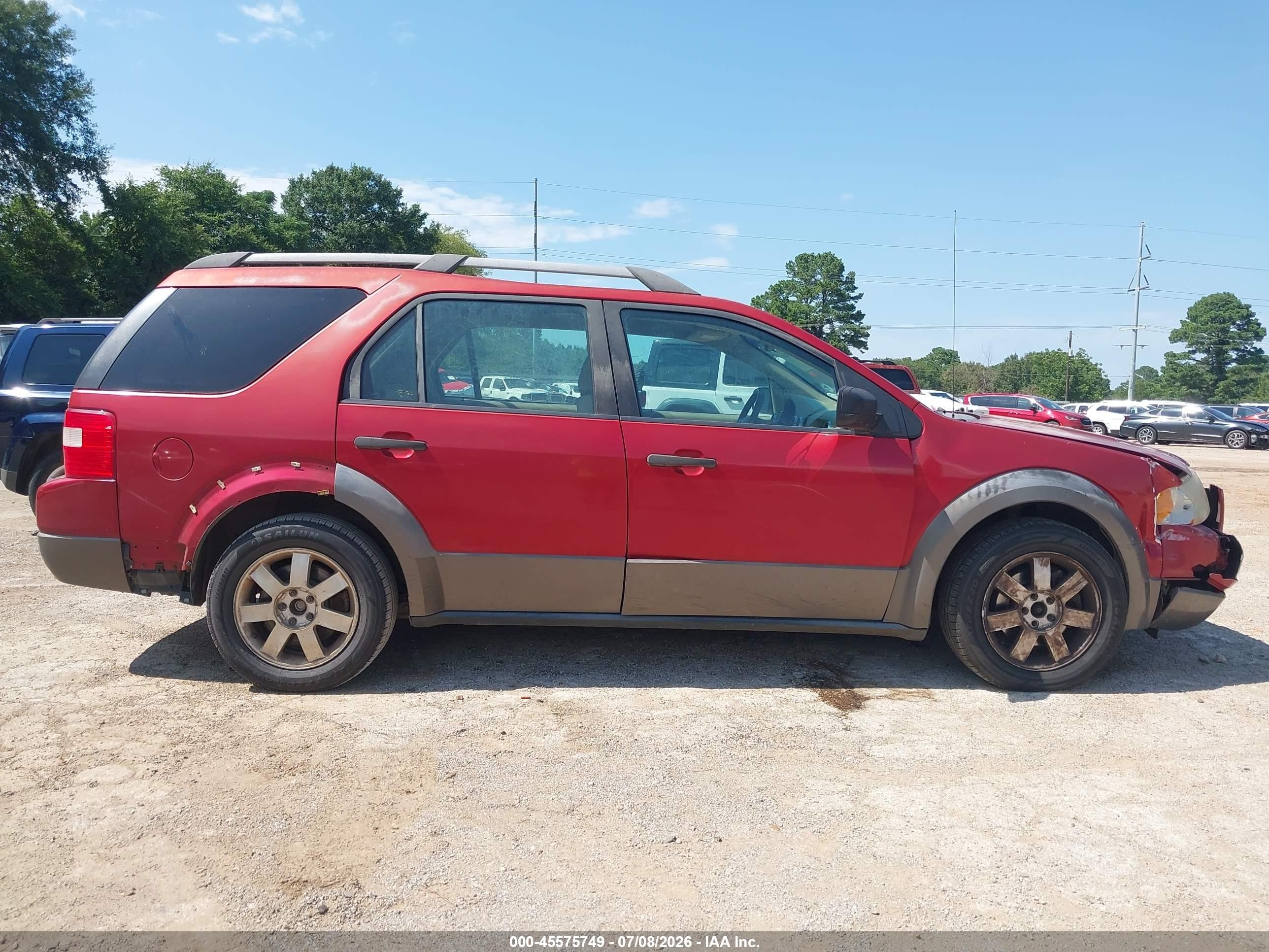 2005 Ford Freestyle Se Red vin: 1FMZK01115GA31552