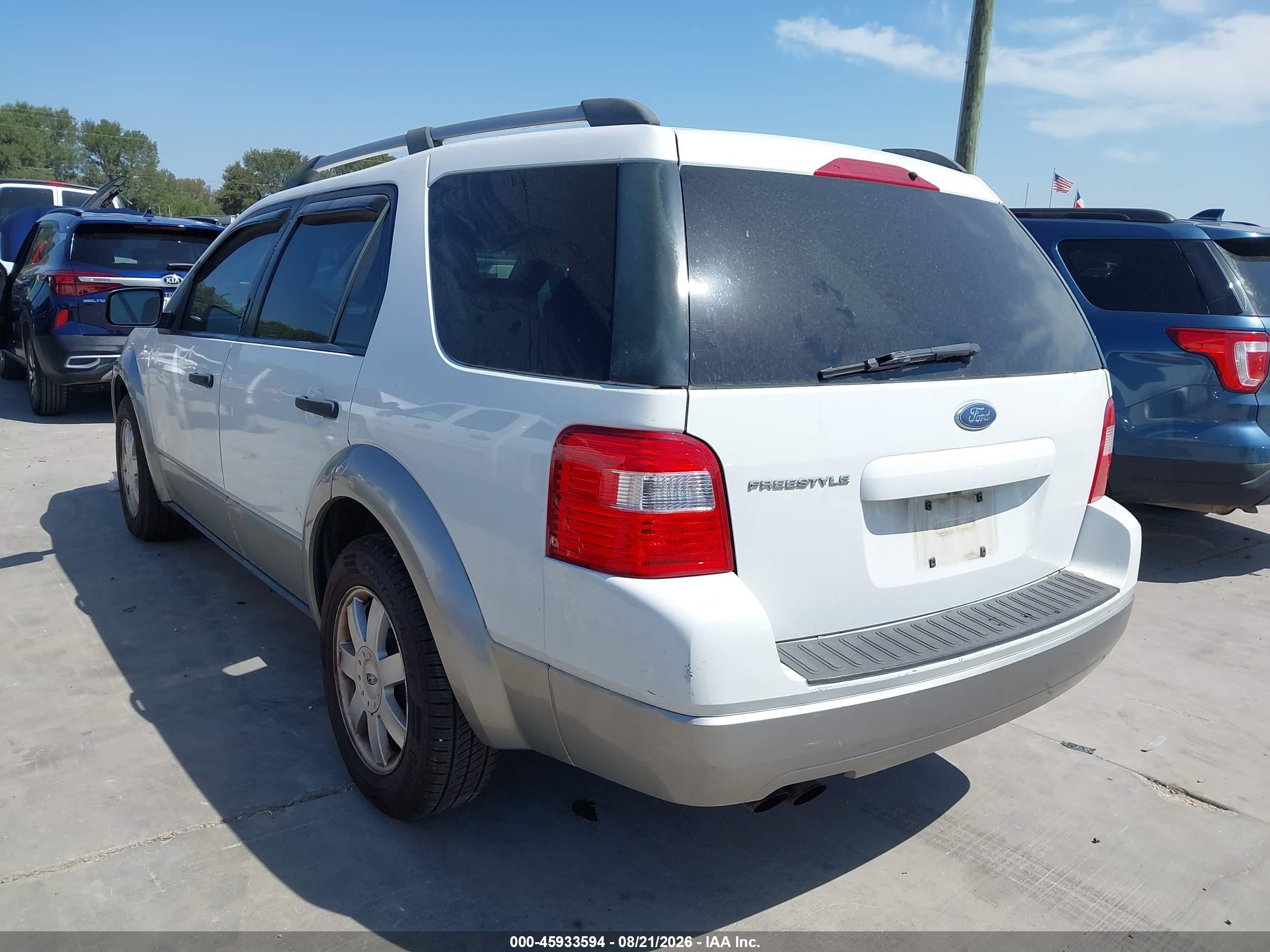 2006 Ford Freestyle Se White vin: 1FMZK01126GA40374