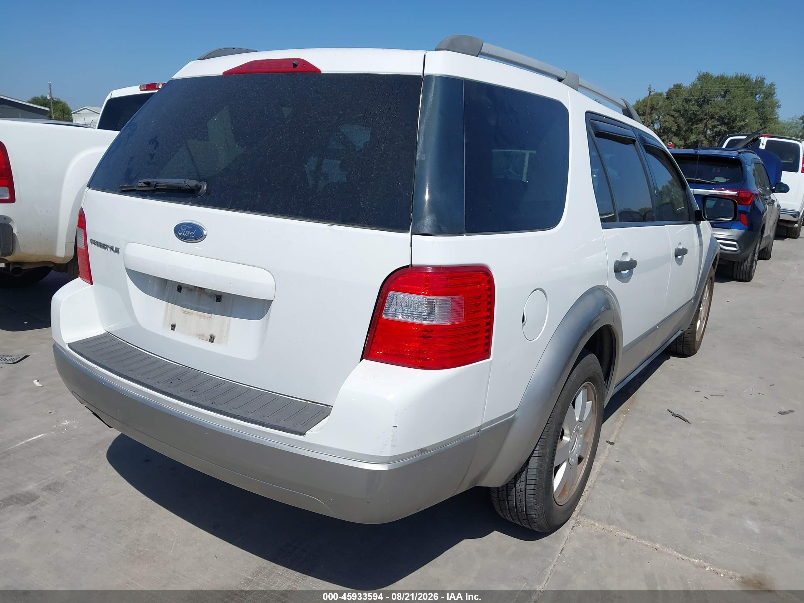 2006 Ford Freestyle Se White vin: 1FMZK01126GA40374