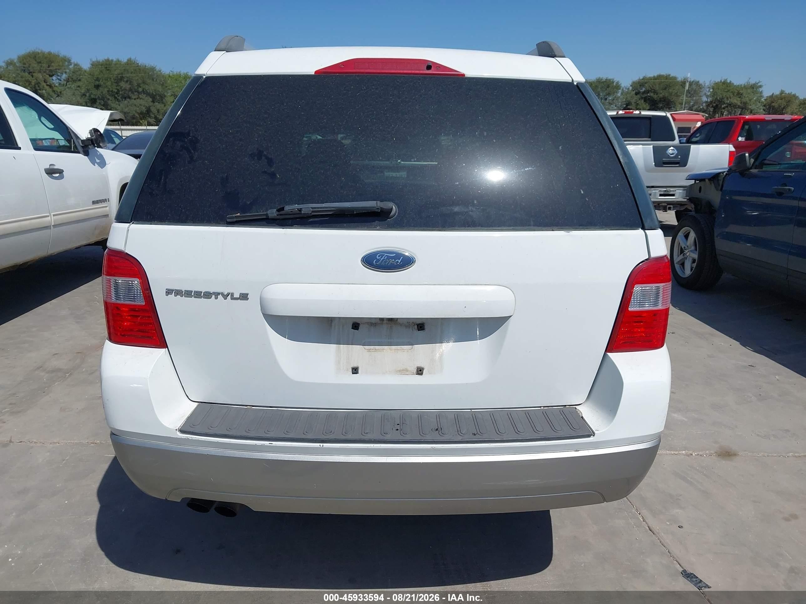 2006 Ford Freestyle Se White vin: 1FMZK01126GA40374
