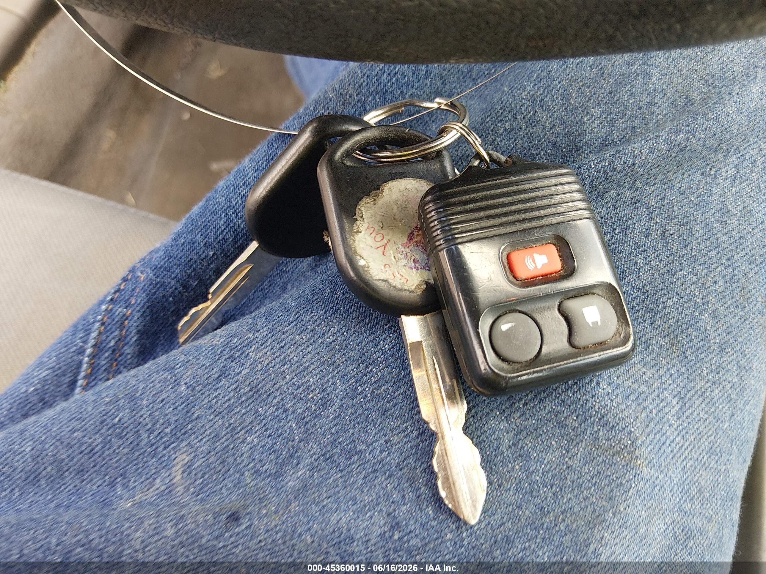 2005 Ford Freestyle Se Серебряный vin: 1FMZK01135GA17295