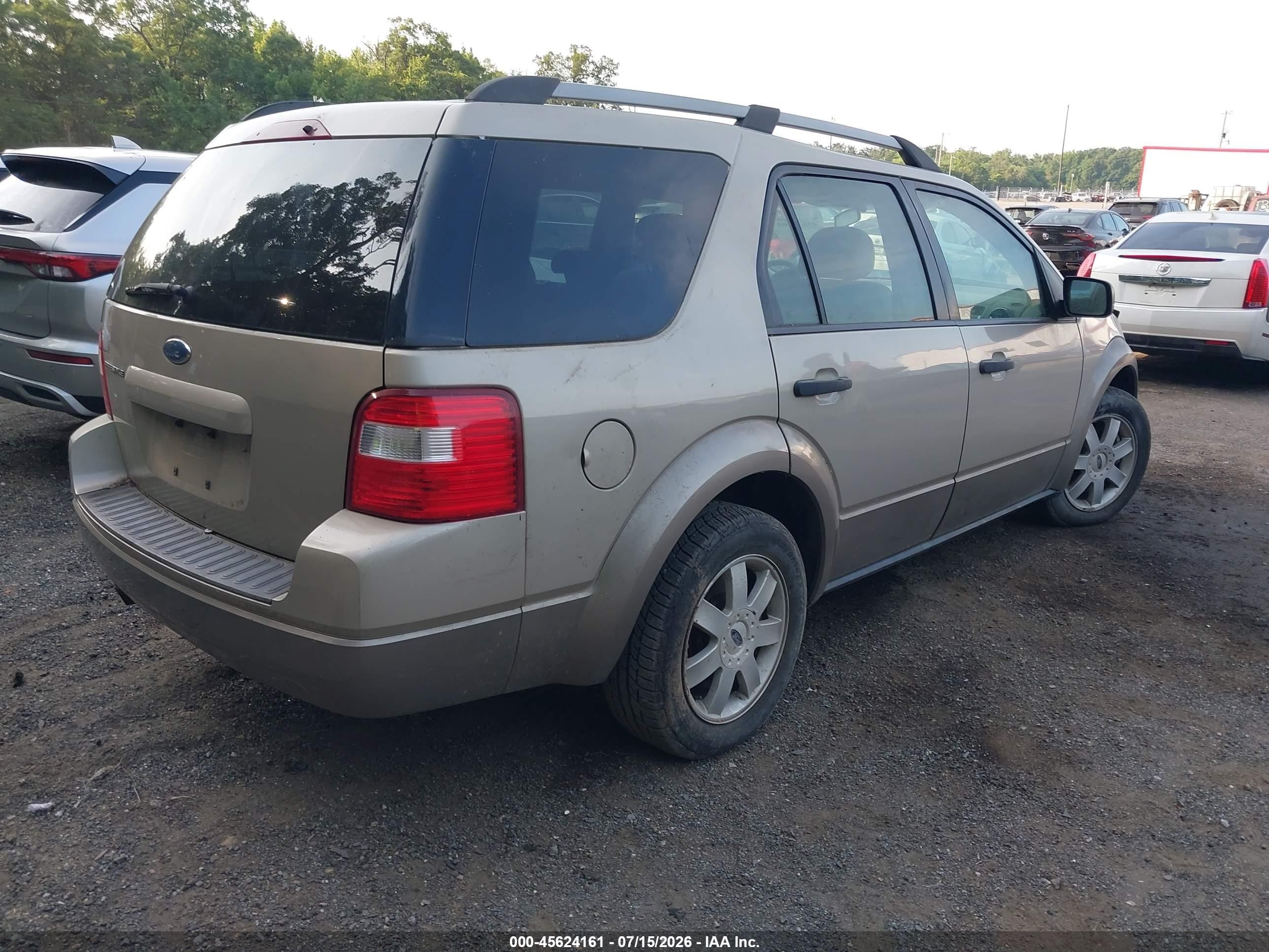 2005 Ford Freestyle Se Tan vin: 1FMZK01135GA40267