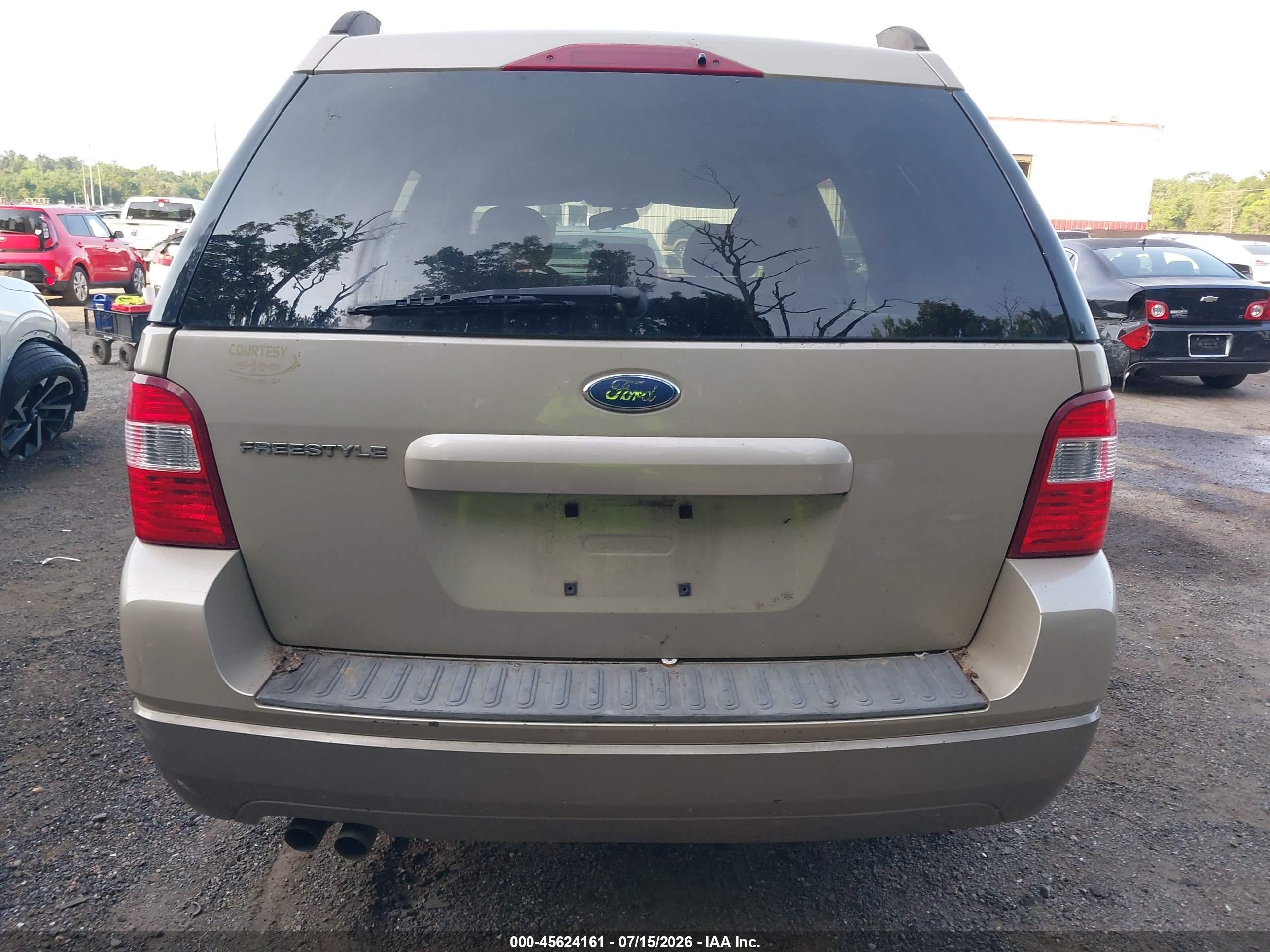 2005 Ford Freestyle Se Tan vin: 1FMZK01135GA40267