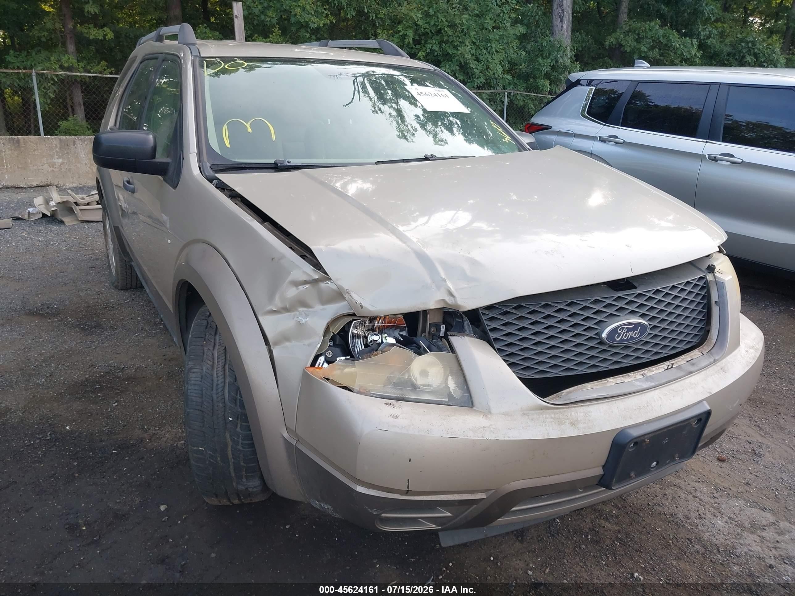 2005 Ford Freestyle Se Tan vin: 1FMZK01135GA40267