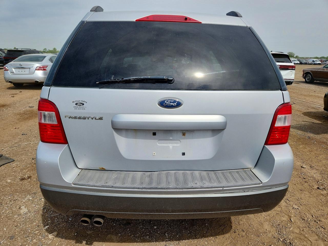 2005 Ford Freestyle Se Silver vin: 1FMZK01135GA43590