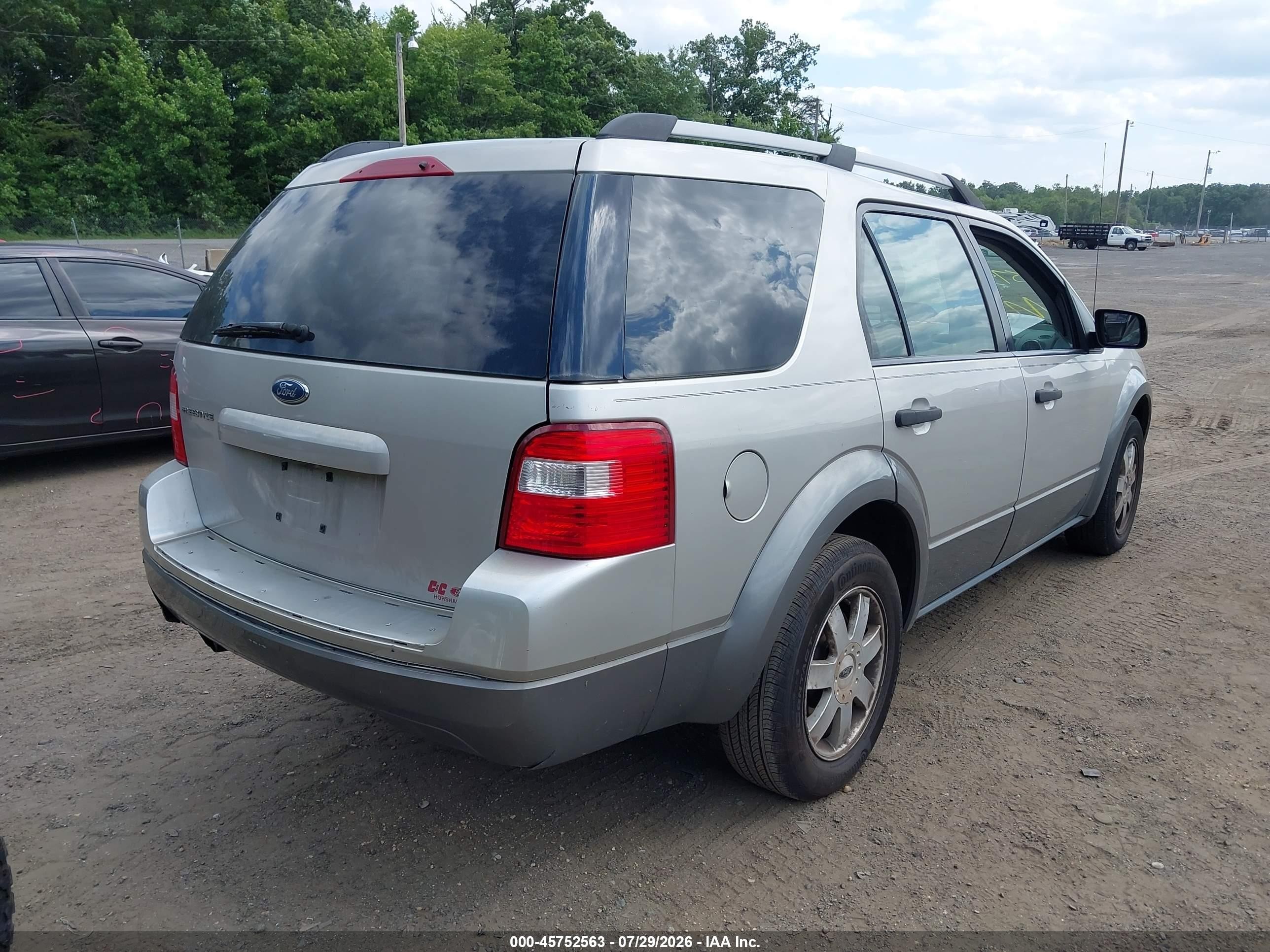 2006 Ford Freestyle Se Silver vin: 1FMZK01136GA44398