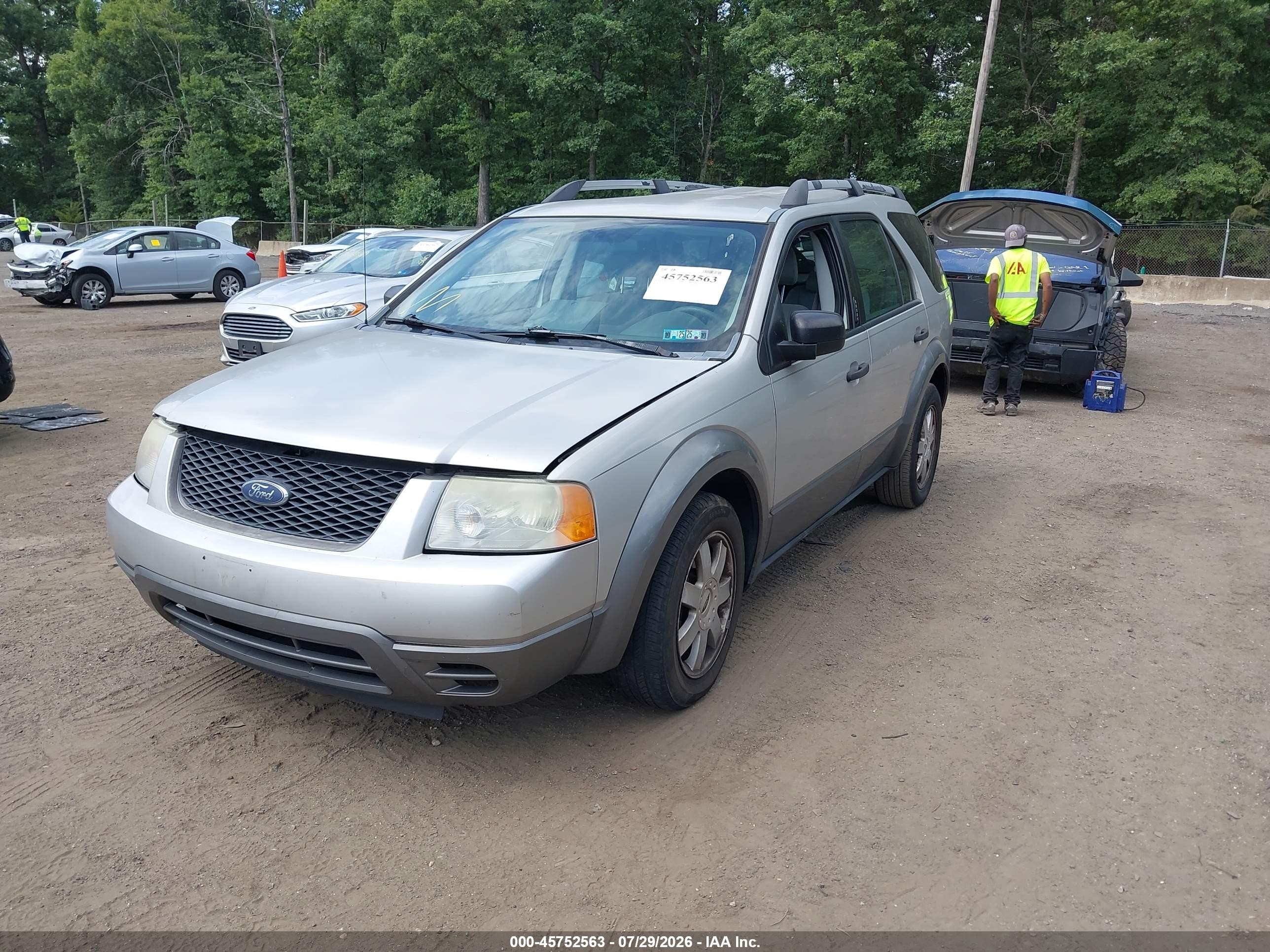 2006 Ford Freestyle Se Silver vin: 1FMZK01136GA44398