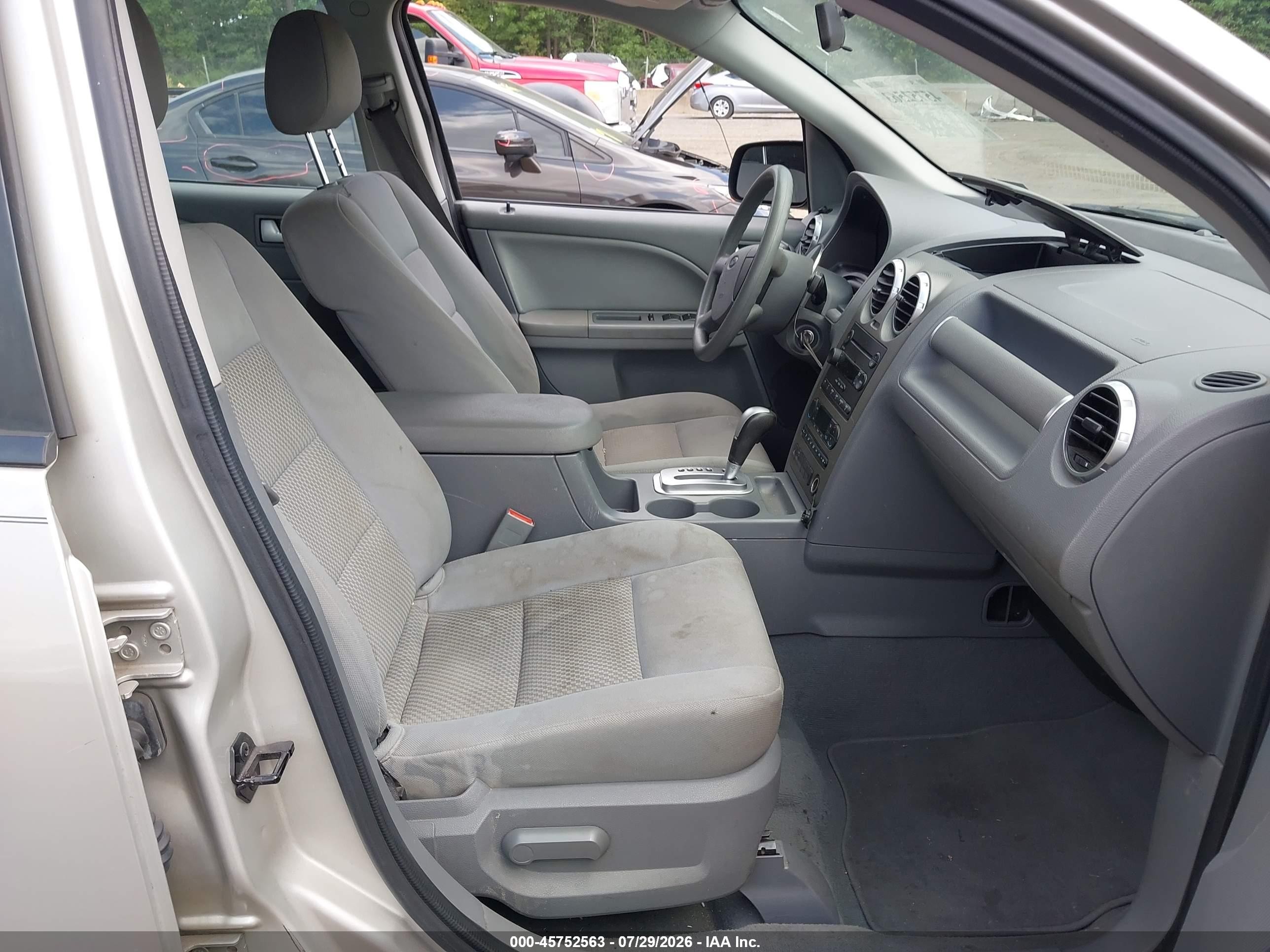 2006 Ford Freestyle Se Silver vin: 1FMZK01136GA44398