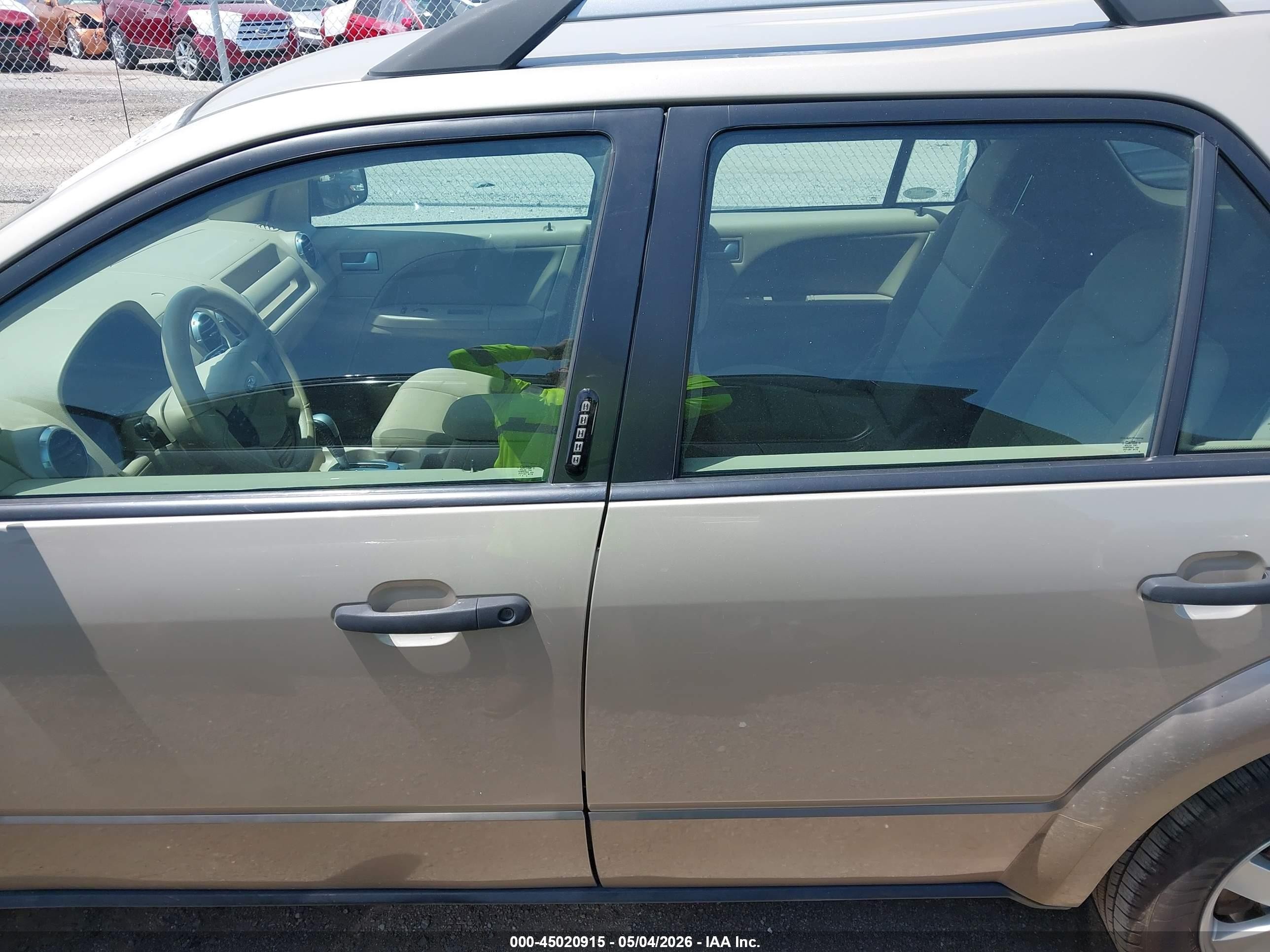2005 Ford Freestyle Se Желто-коричневый vin: 1FMZK01145GA11683
