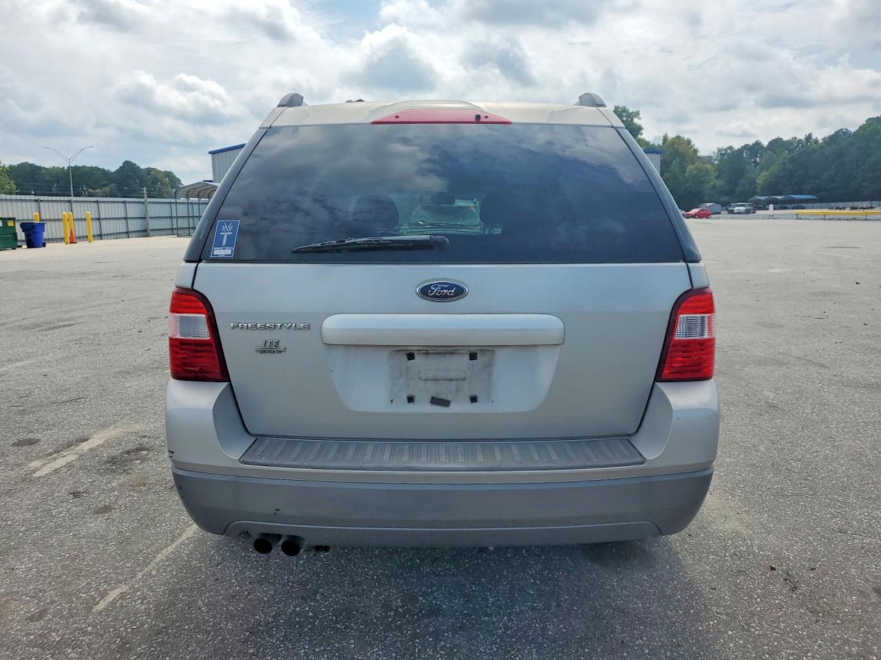 2006 Ford Freestyle Se Silver vin: 1FMZK01176GA44159