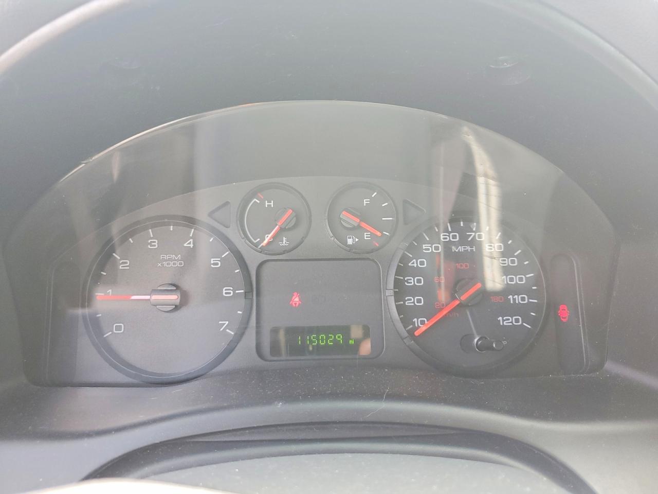 2006 Ford Freestyle Se Silver vin: 1FMZK01176GA44159